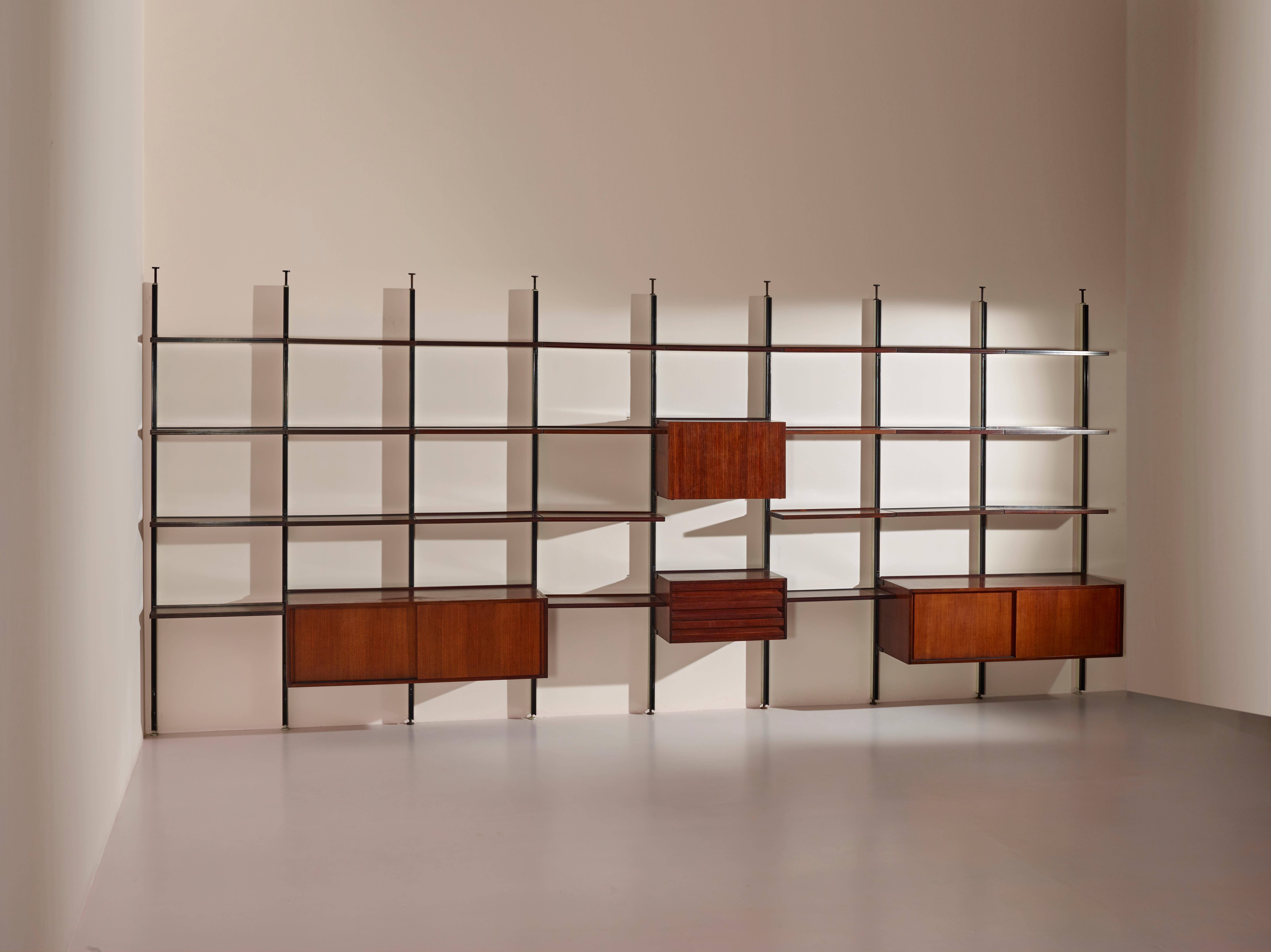 Osvaldo Borsani E22 Bookcase Wall Unit for Tecno, Italy, 1950s 2