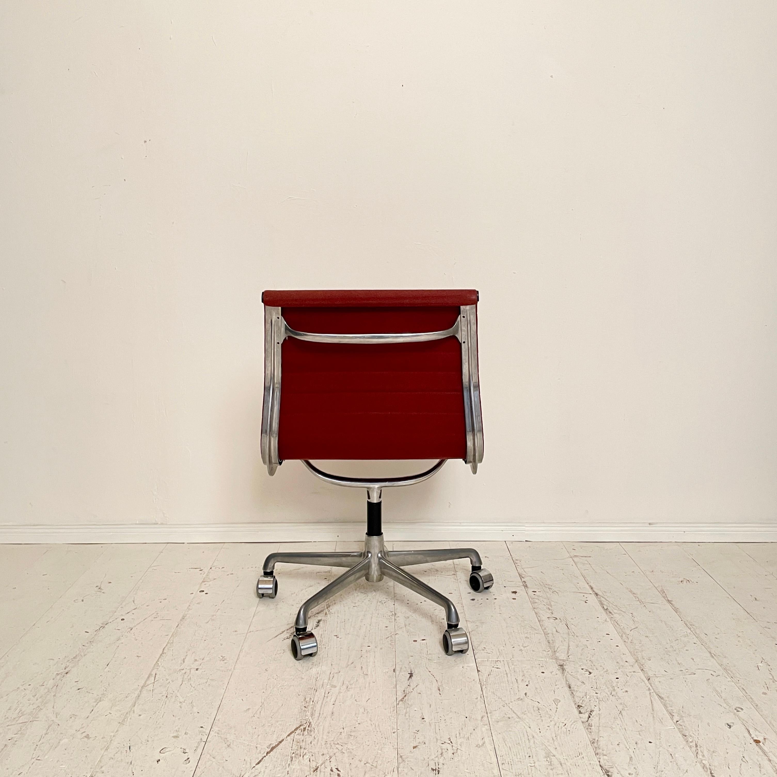 EA 106 Office Chair in Aluminum by Charles & Ray Eames for ICF De Padova, 1981 1