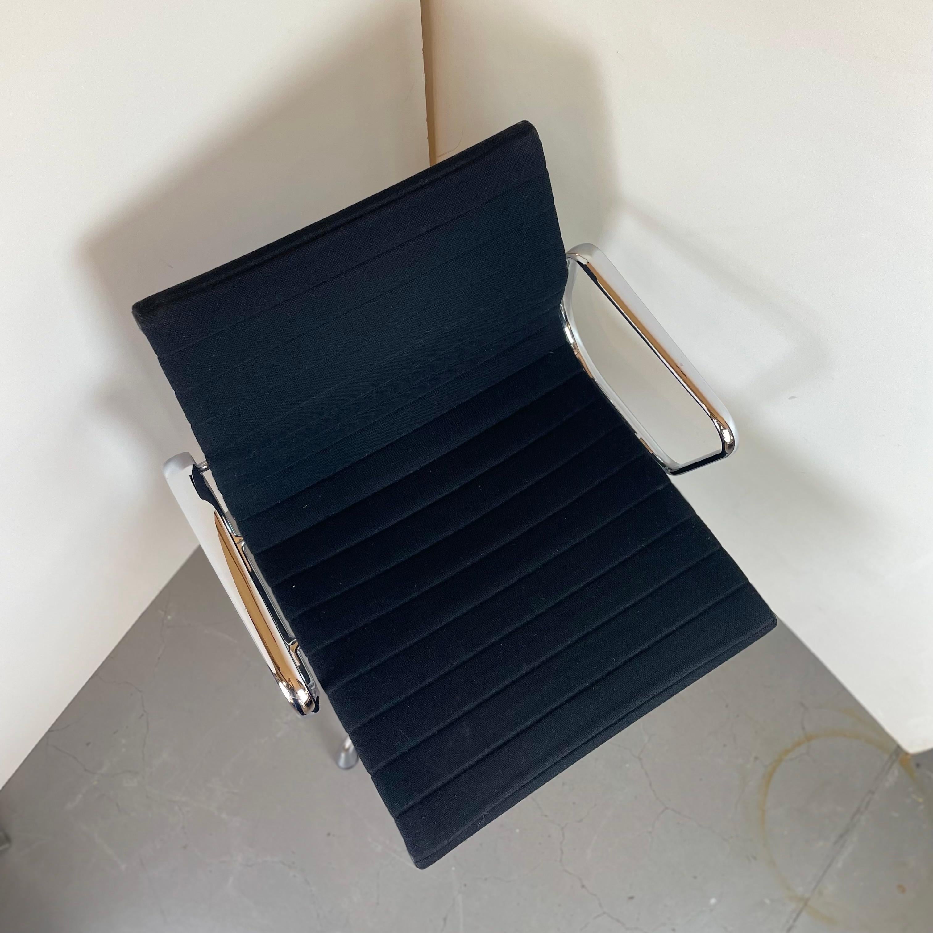 EA-108 Schreibtischstuhl von C. & R. Eames für Vitra, 1960er Jahre im Angebot 9