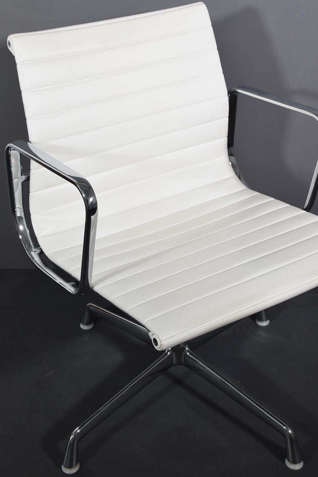 EA 108 Swivel Chair Aluminium by Charles & Ray Eames for Hermann Miller made by Vitra 1980s