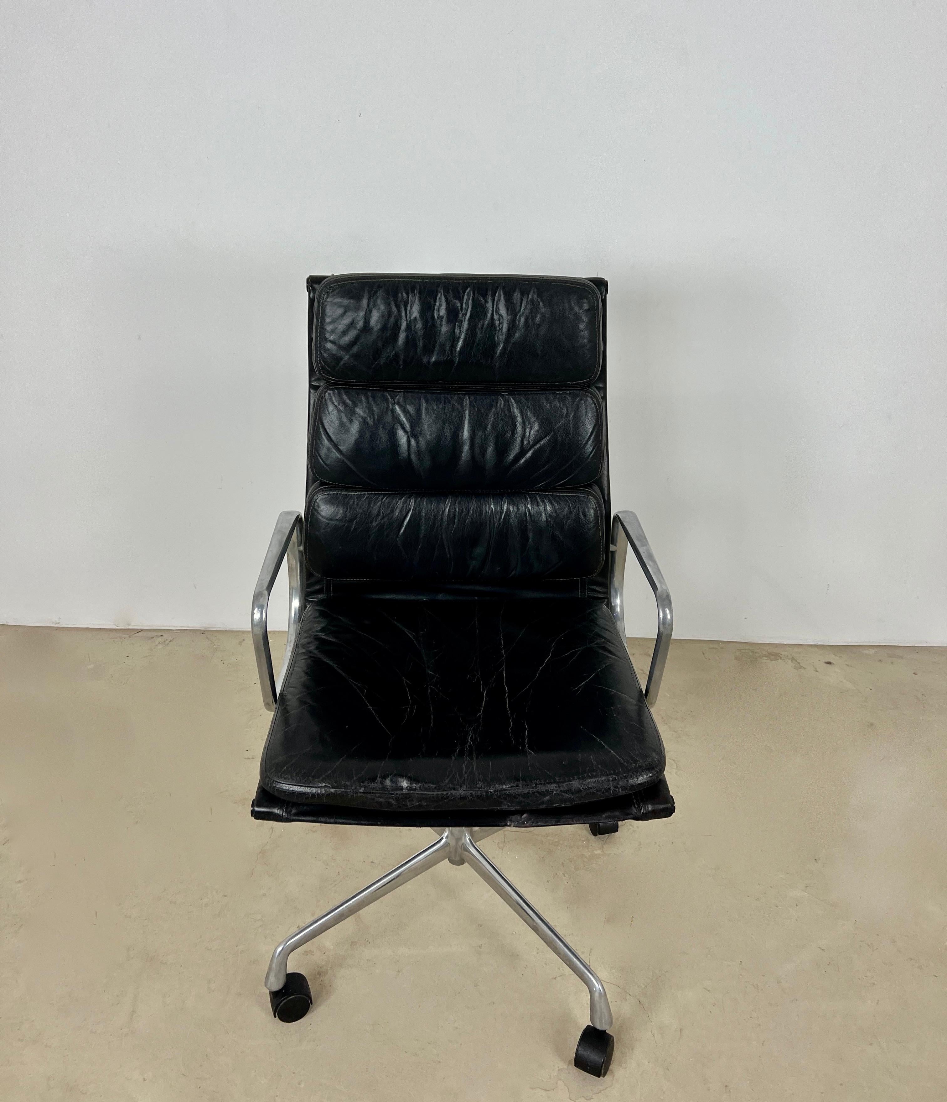 Central American Ea 216 Soft Pad Desk Chair by Charles & Ray Eames for ICF, 1970s
