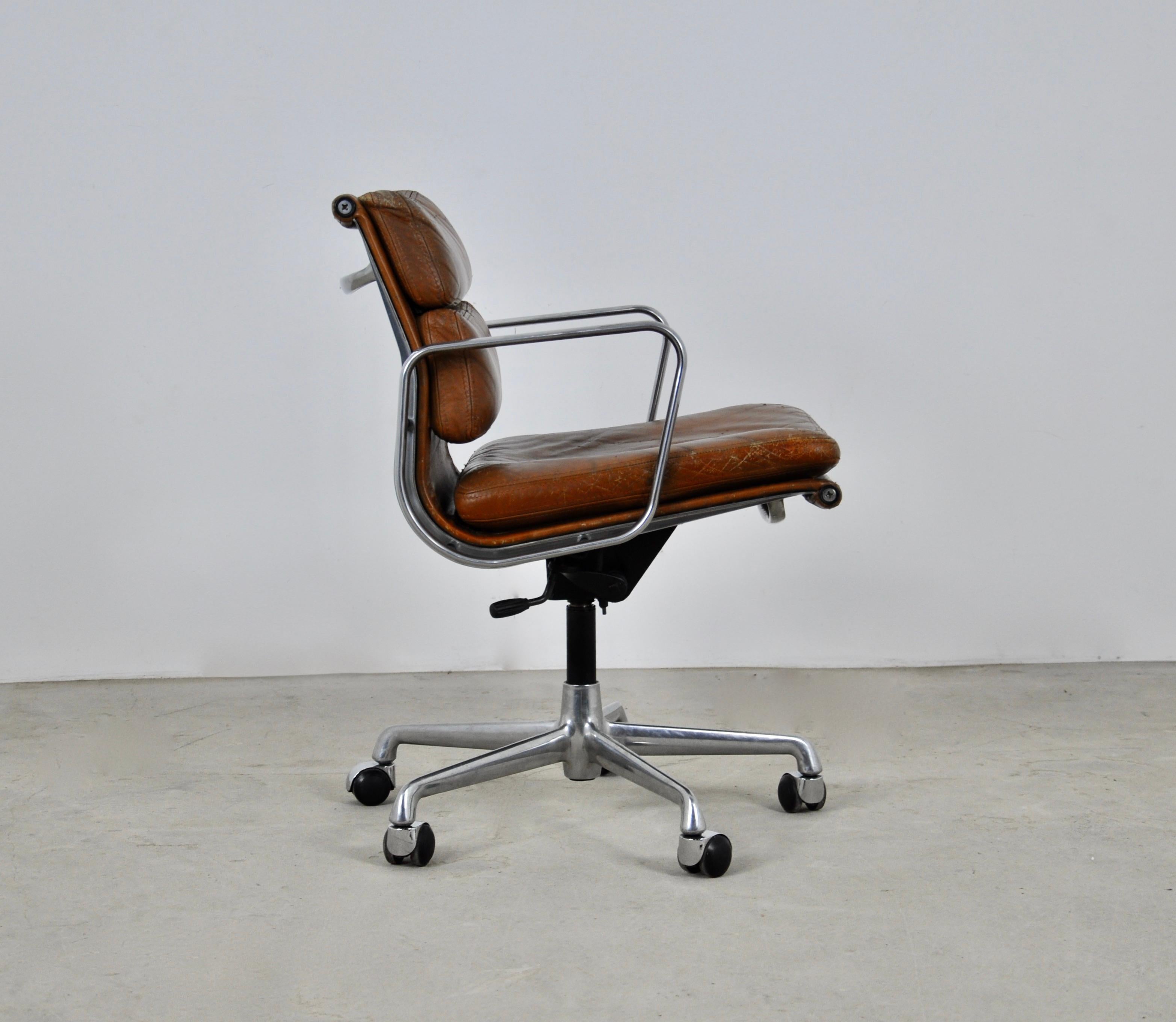Late 20th Century EA 217 Soft Pad Chair by Charles & Ray Eames for ICF, 1970s