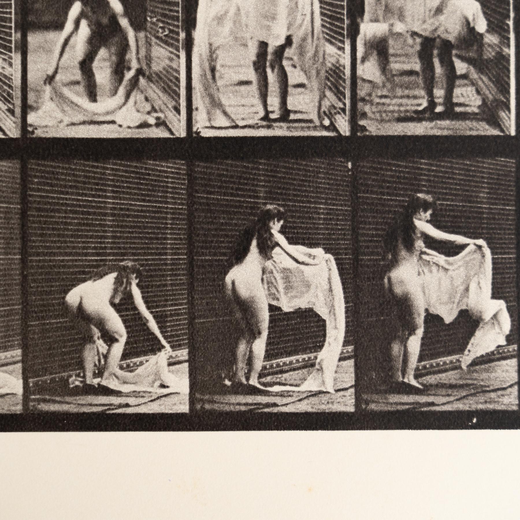 Fotografia in bianco e nero con cornice di Eadweard Muybridge - Studio sulle donne in movimento In condizioni buone in vendita a Barcelona, Barcelona
