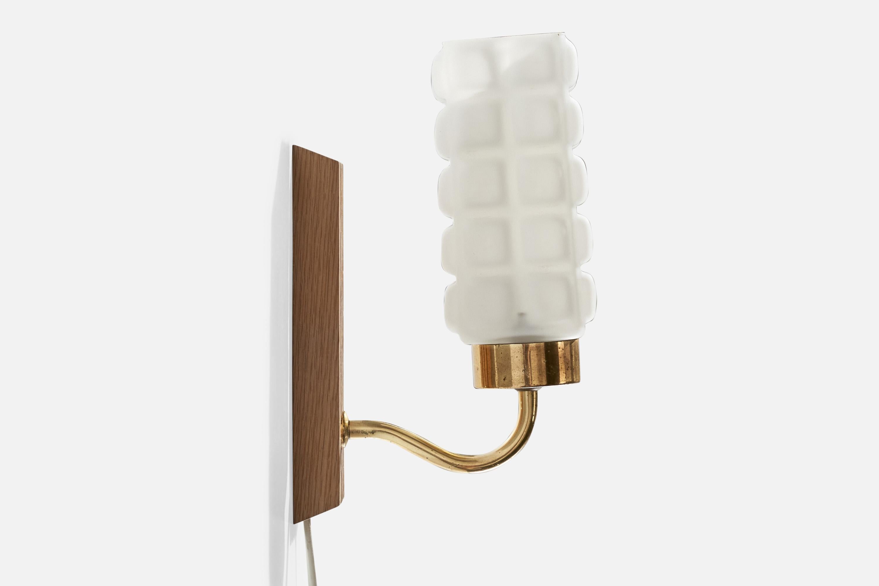 Swedish E.A.E, Wall Light, Brass, Oak, Glass, Sweden, 1950s For Sale