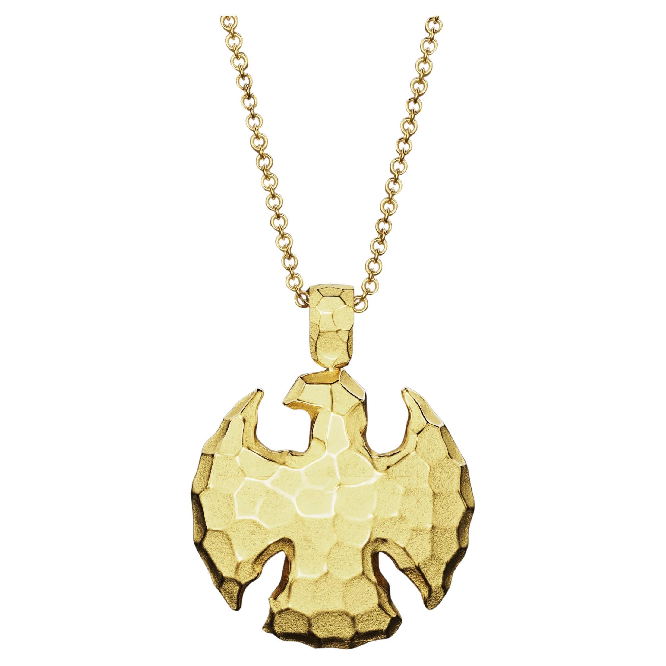 Faceted Eagle Pendant in 14k Gold - Made to Order by Oltremare Gioielli

This striking eagle-shaped gold pendant captures the essence of strength and freedom. Designed with precision in Italy by Oltremare Gioielli, the eagle features a faceted