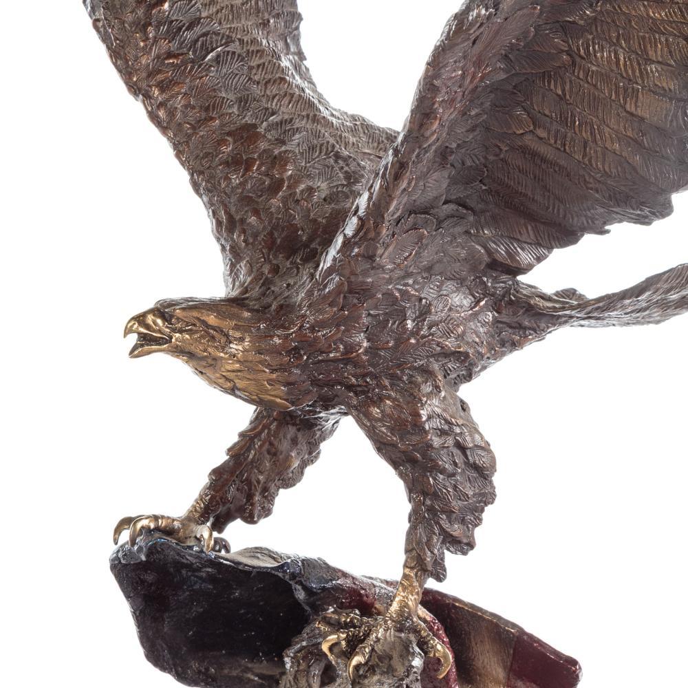 Américain Sculpture d'aigle et de drapeau de Lorenzo E. Ghiglieri, édition limitée 205/475