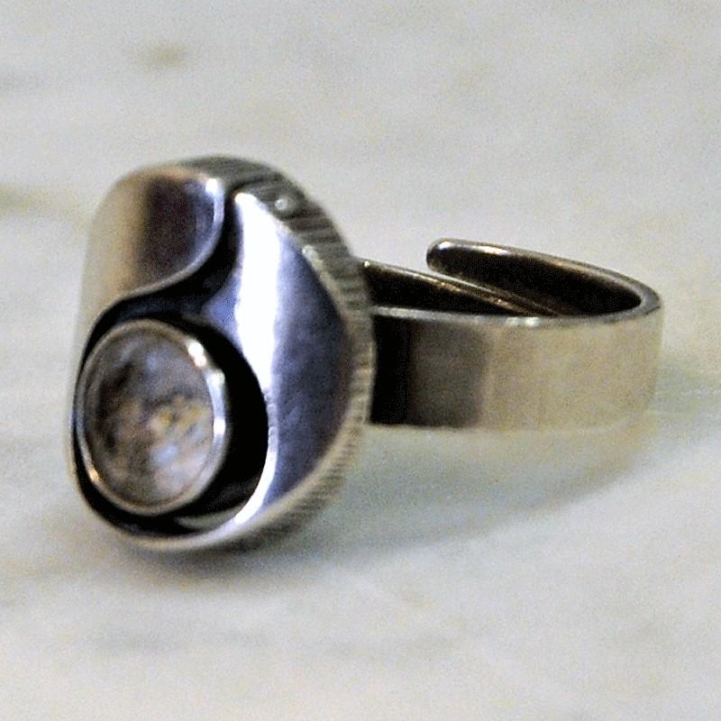 Mid-20th Century Eagle Eye Sterling Silverring with Diamondcut Stone 1948, Sweden