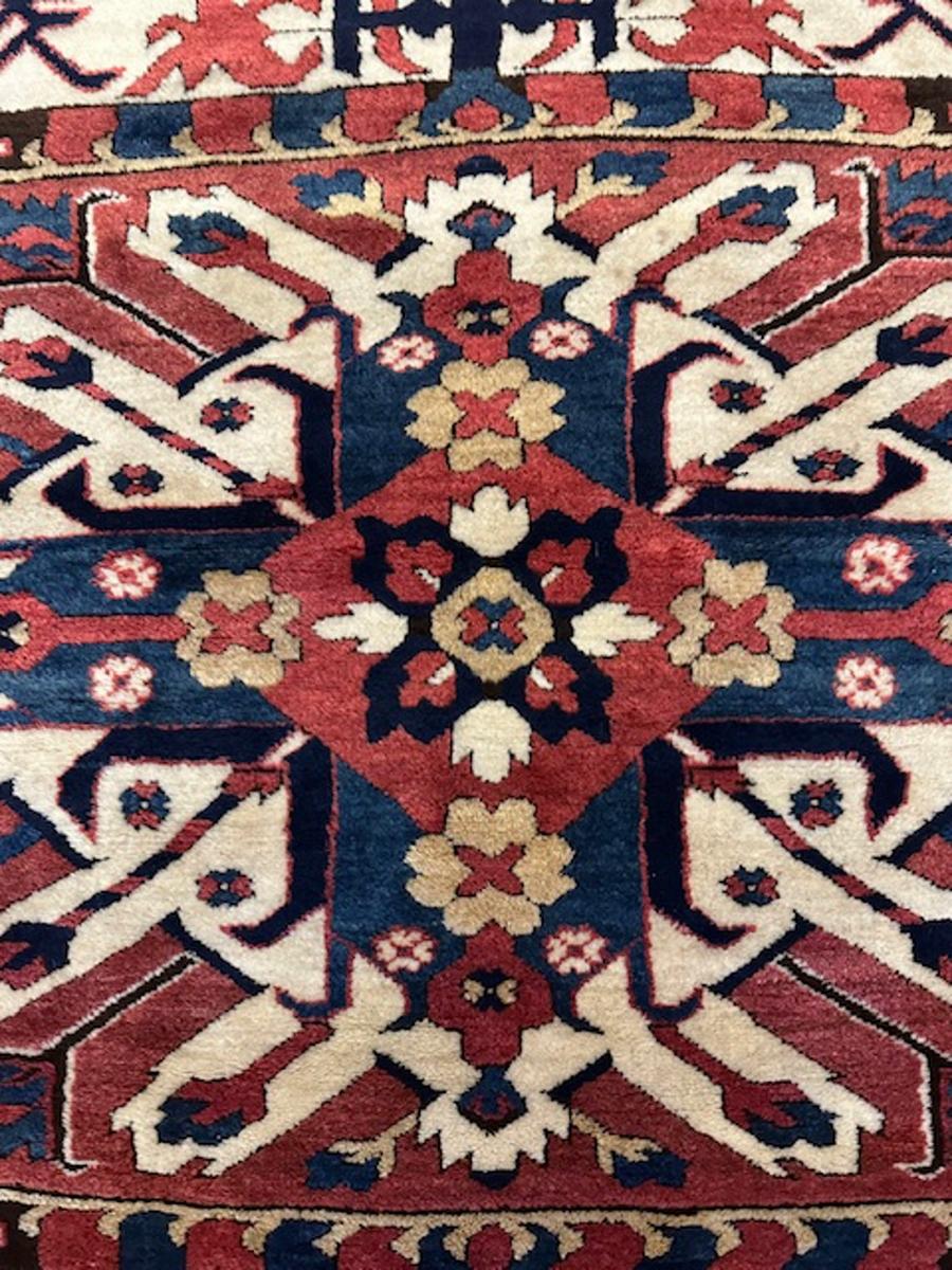 Eagle Kazak rug In Excellent Condition For Sale In NEW YORK, NY