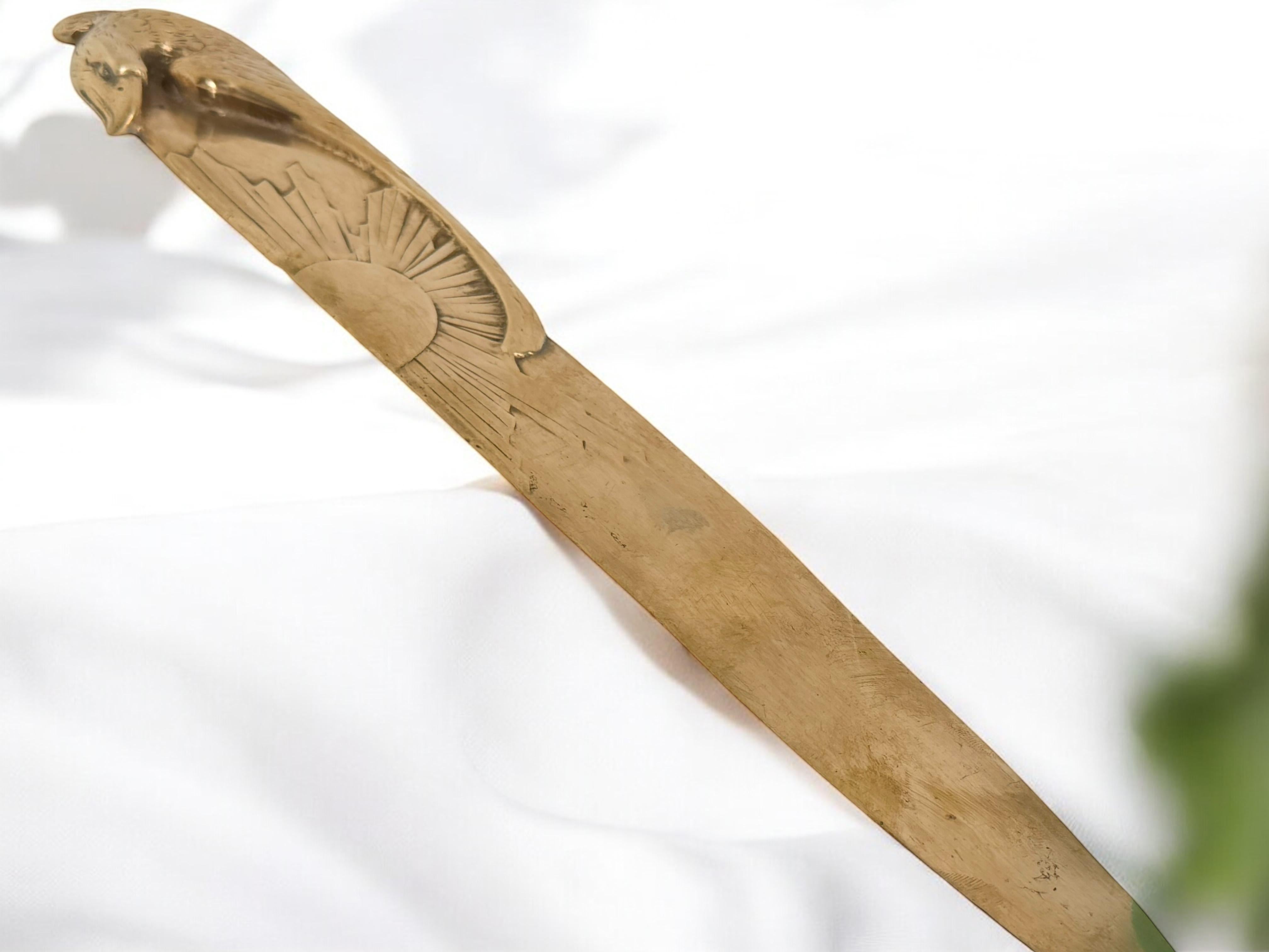Ouvre-lettres à motif d'aigle Art Nouveau French Antique 1900s signé Mauroy en vente 6