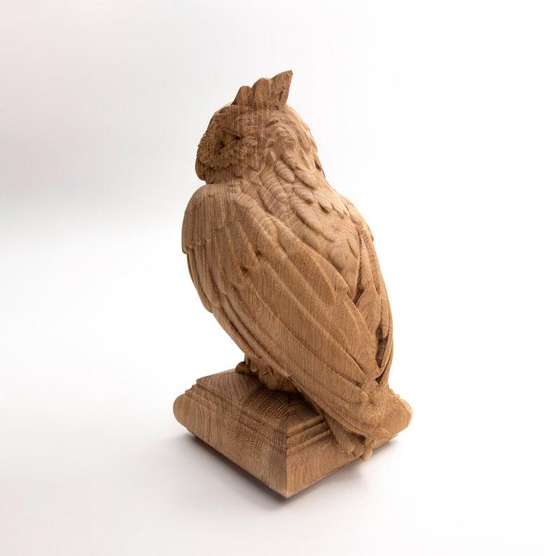 Eagle Owl Staircase Wooden Finial Decor For Sale 2