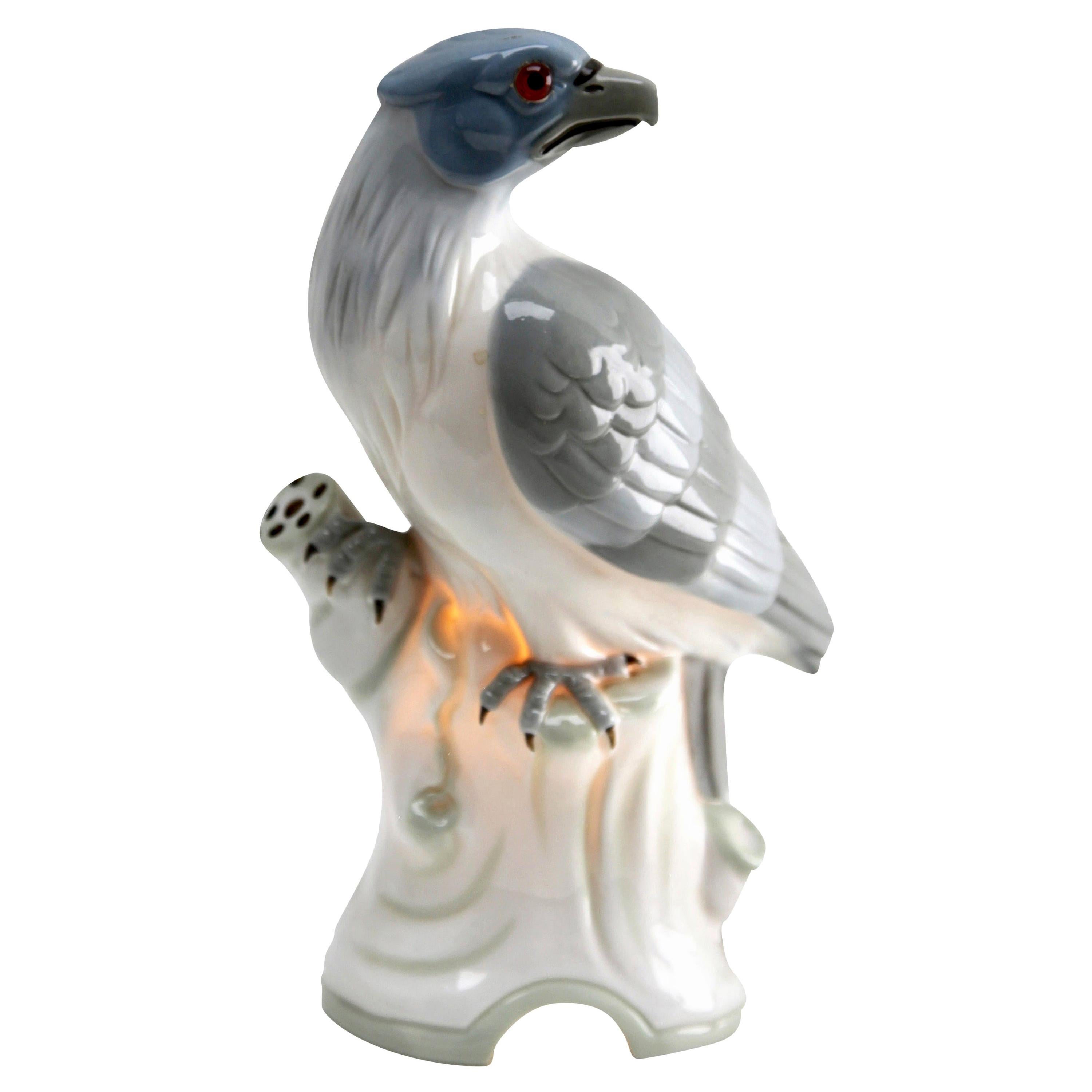 Lampe à parfum en forme d'aigle - Purificateur d'air Carl Scheidig Grfenthal, Allemagne, vers les années 1930 en vente