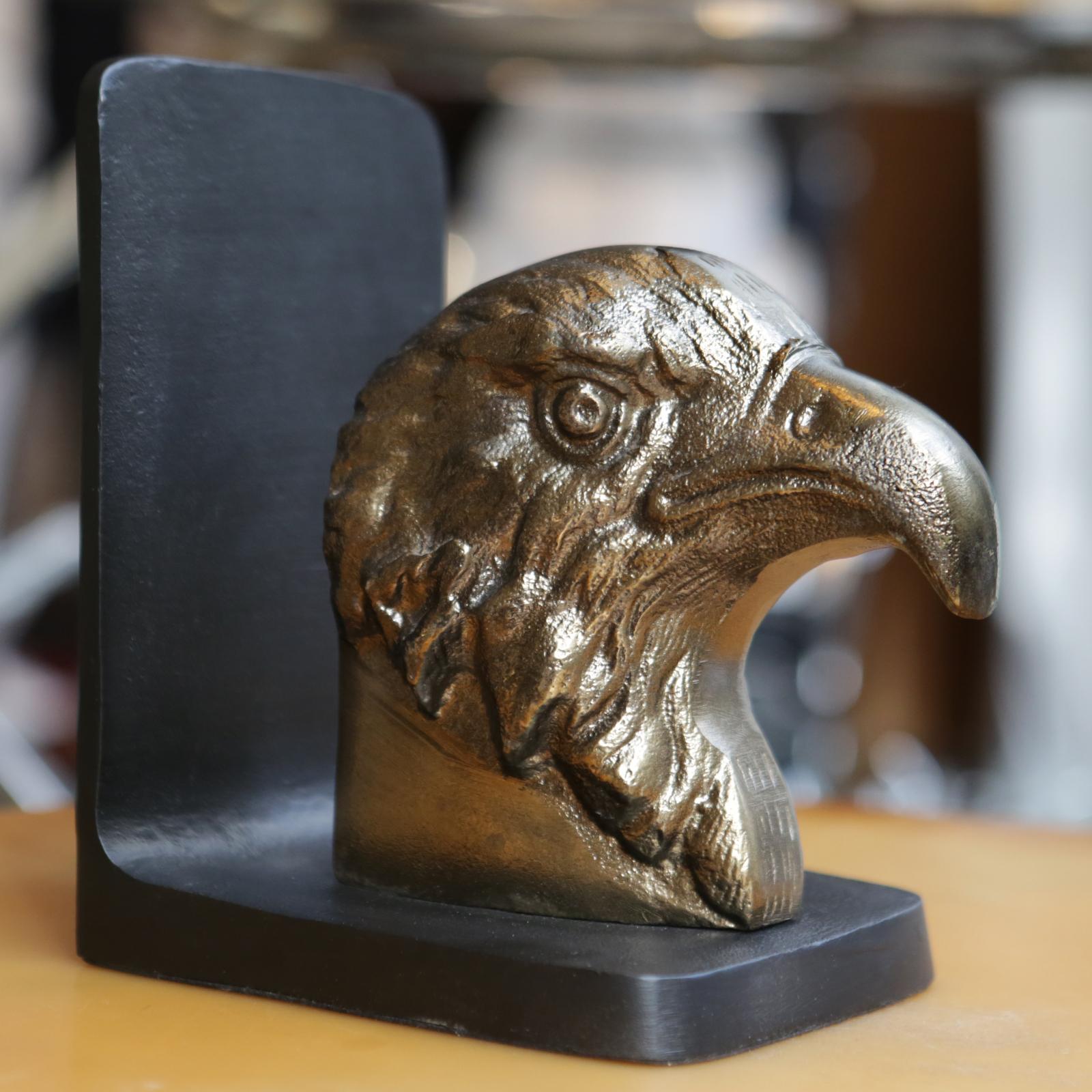 Contemporary Eagles Set of 2 Bookends For Sale