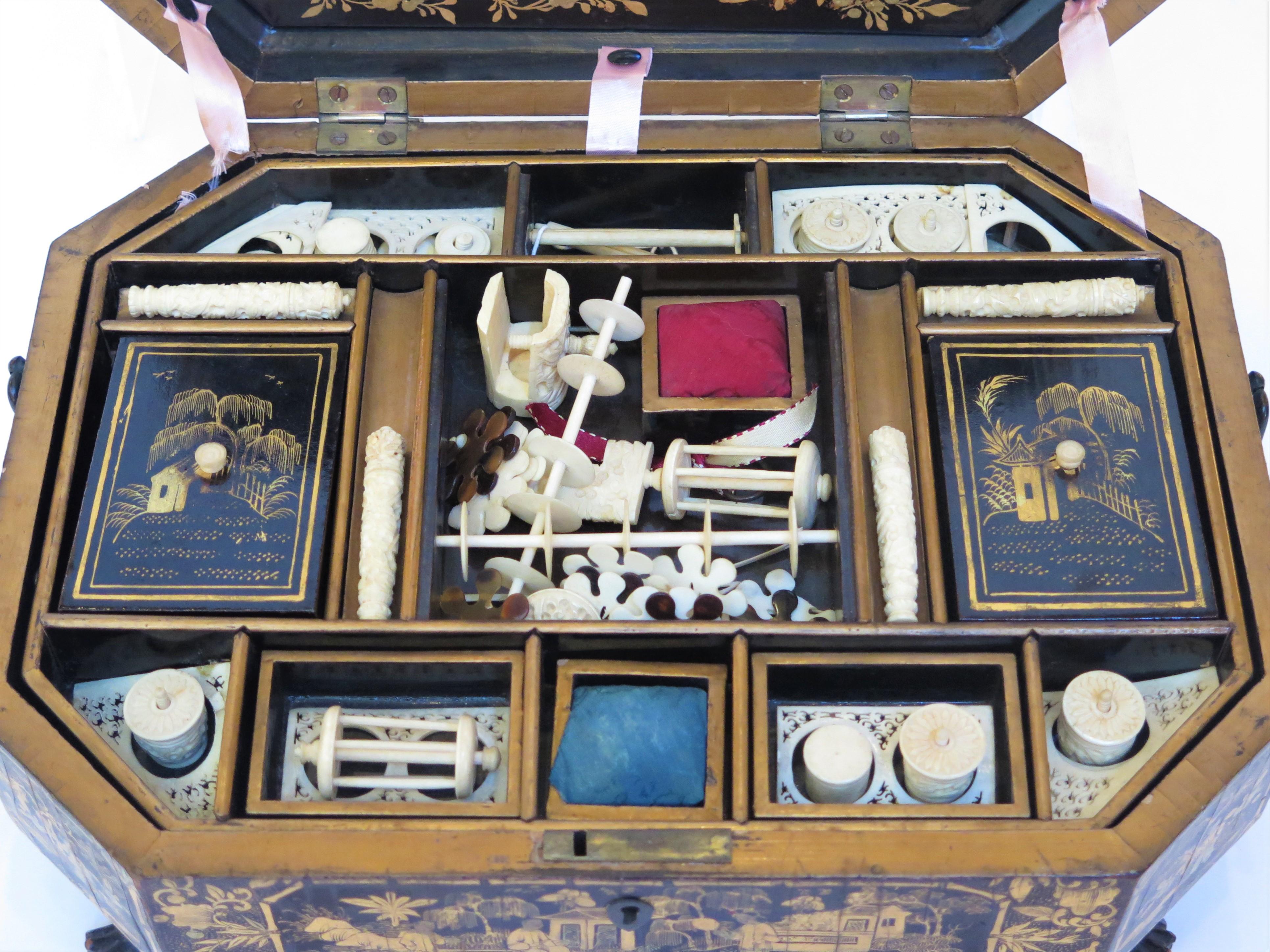 Ealy 19. Jahrhundert Chinesisch Export Lacquer Nähen Box im Angebot 7