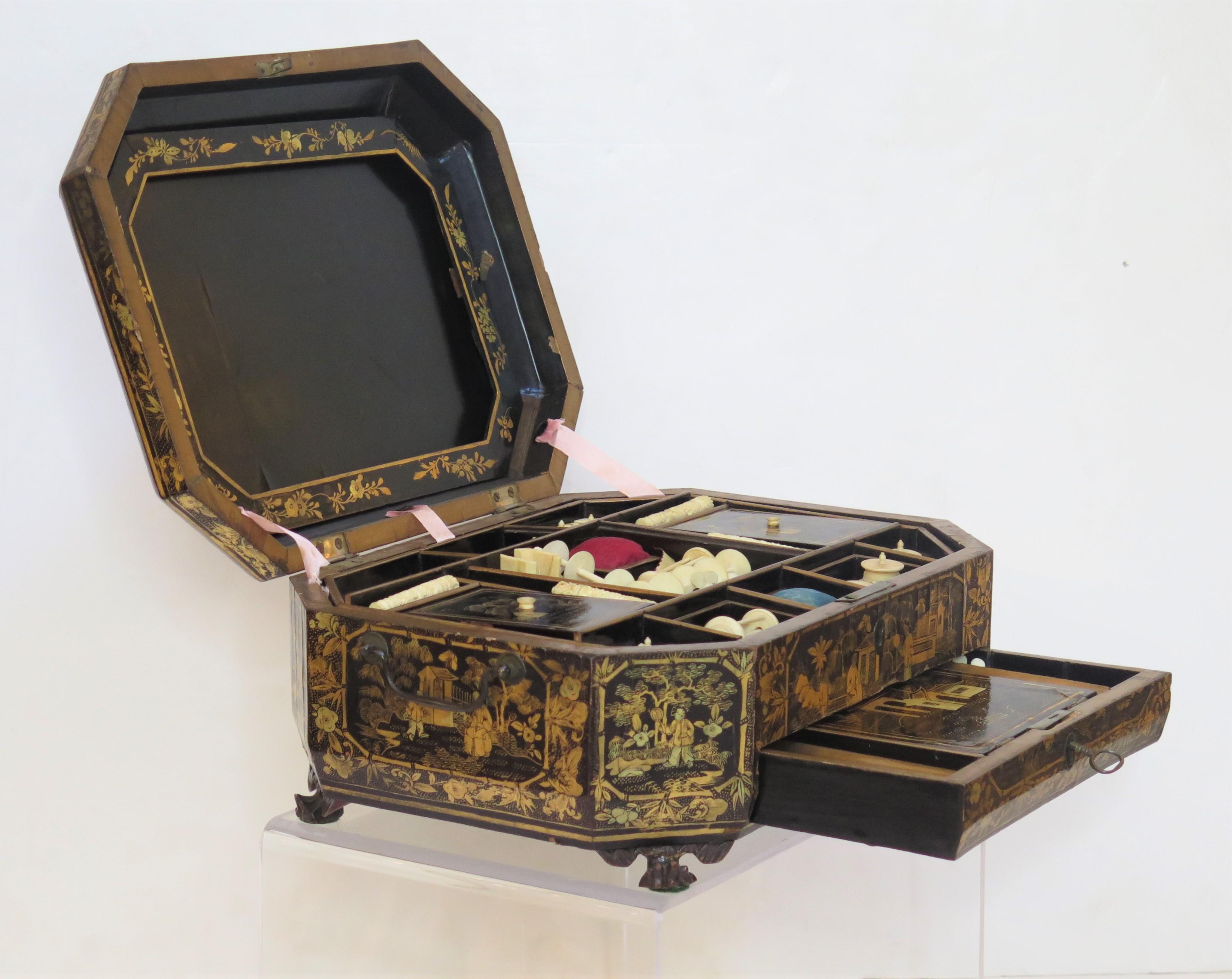 Ealy 19th Century Chinese Export Lacquer Sewing Box For Sale 9