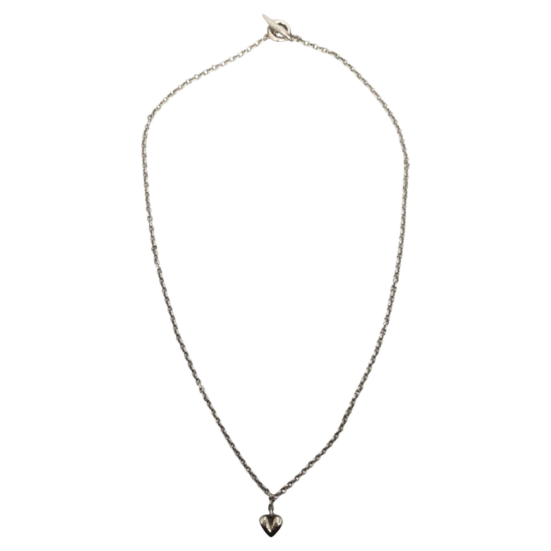 E. A. M. Cuore in argento sterling decapato  Collana con ciondolo #21201