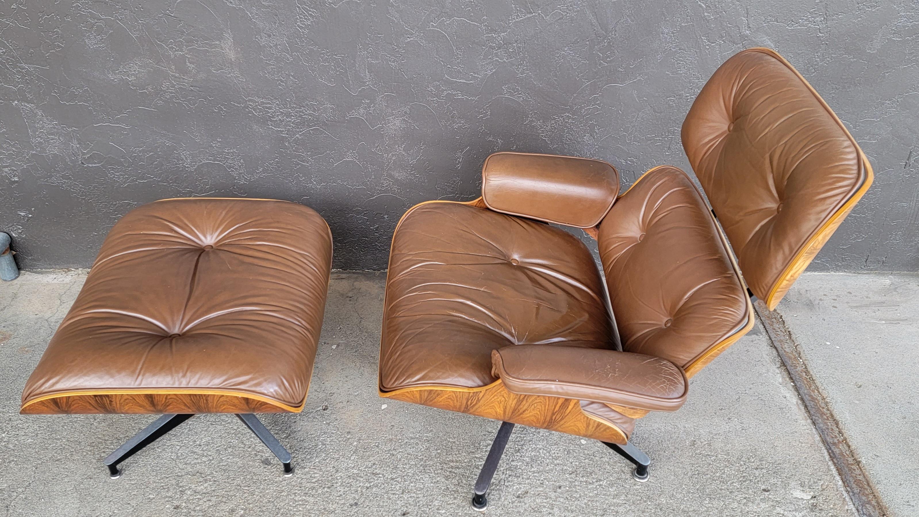 Eames 670 671 Leather Lounge Chair & Ottoman In Good Condition In Fulton, CA