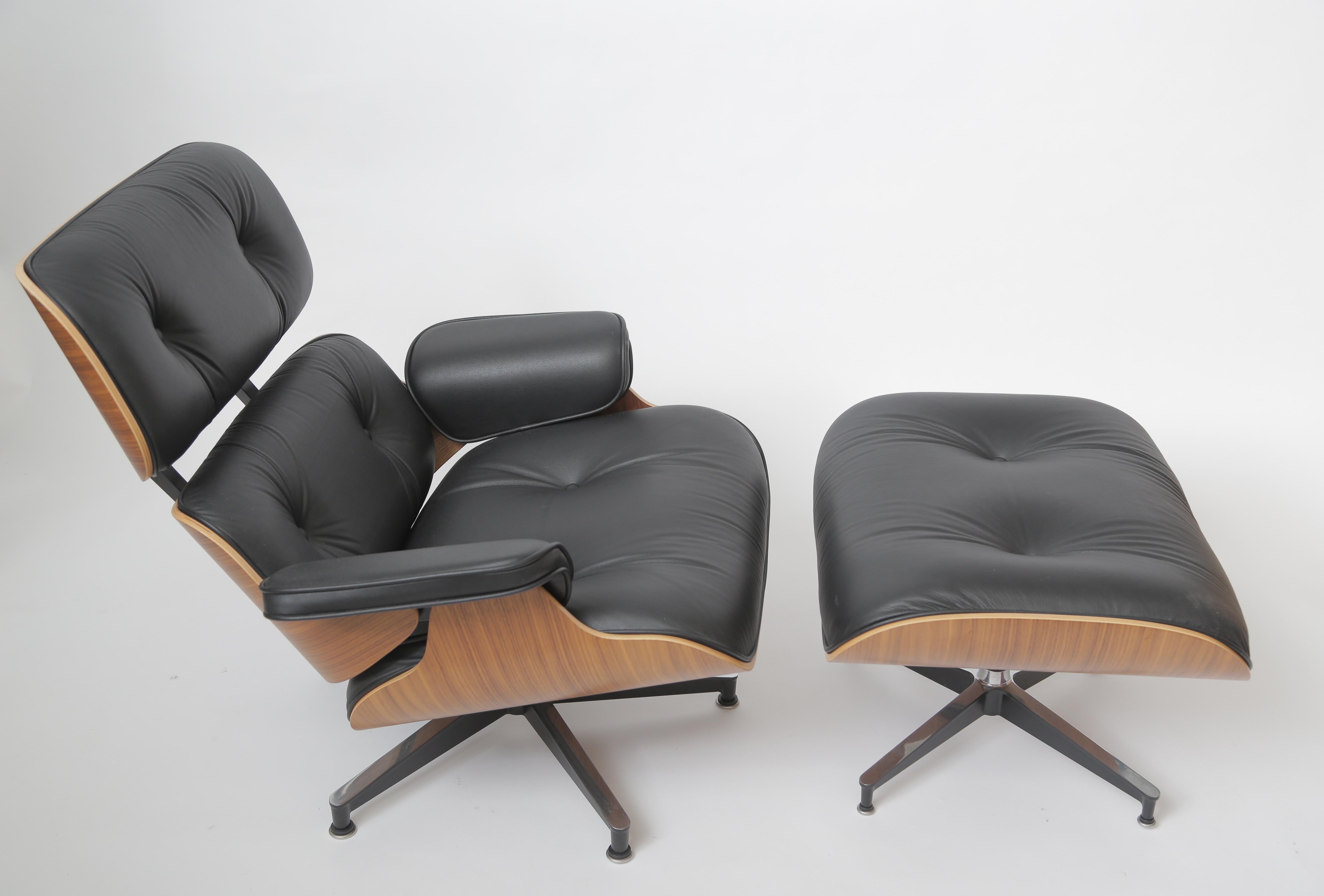Eames 670/671 Lounge Chair and Ottoman at 1stDibs