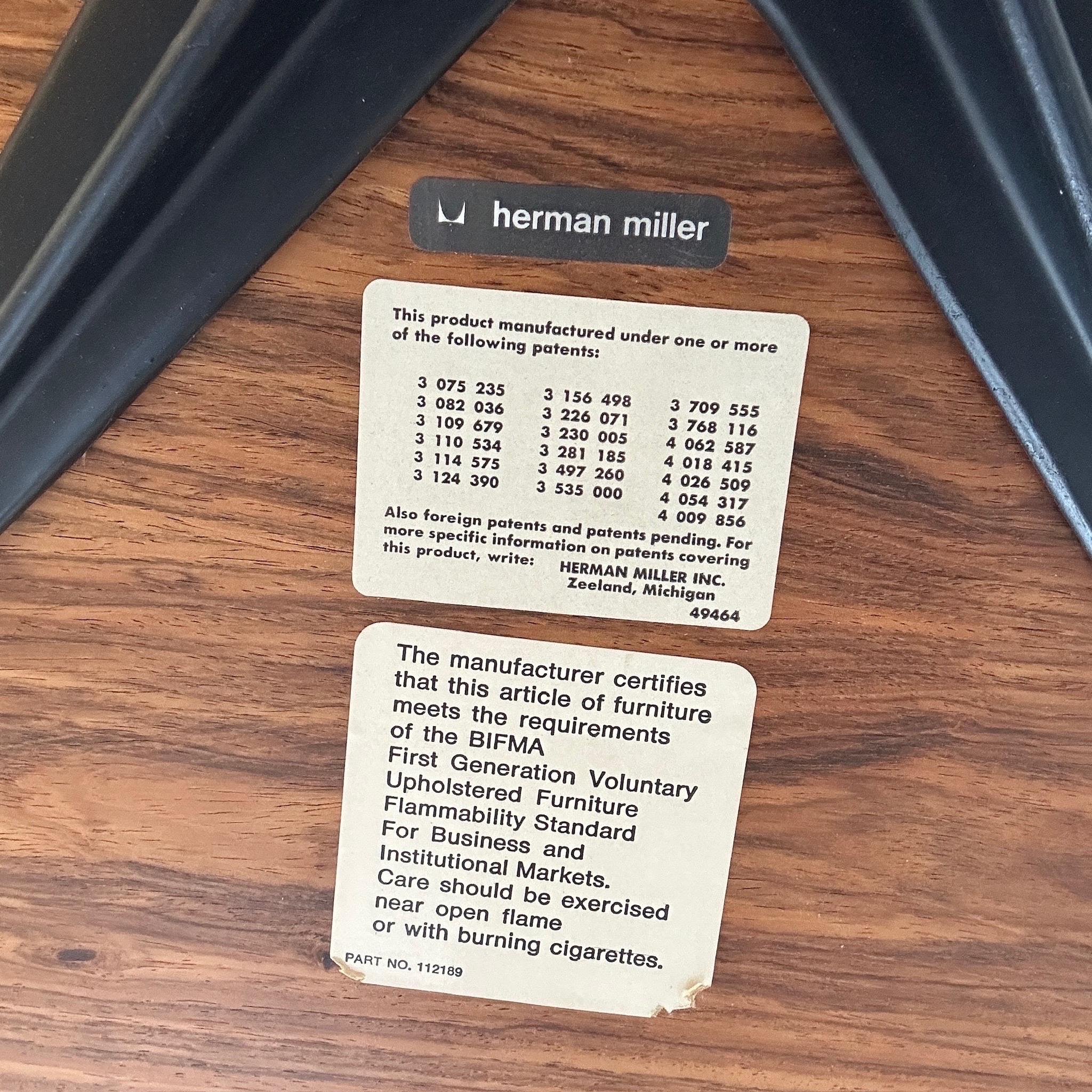 Eames 670/671 Lounge Chair + Ottoman by Herman Miller 5