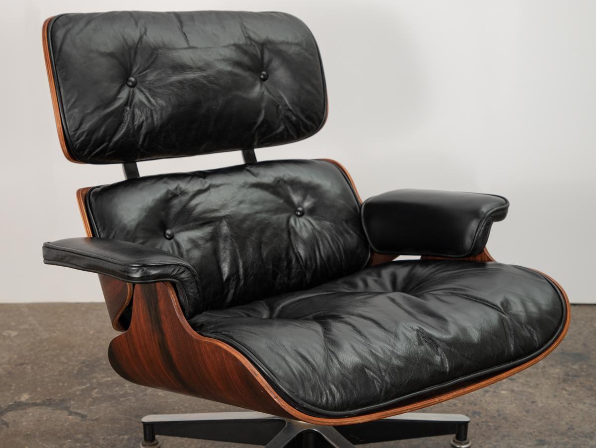 Molded Eames 670 Lounge Chair and 671 Ottoman