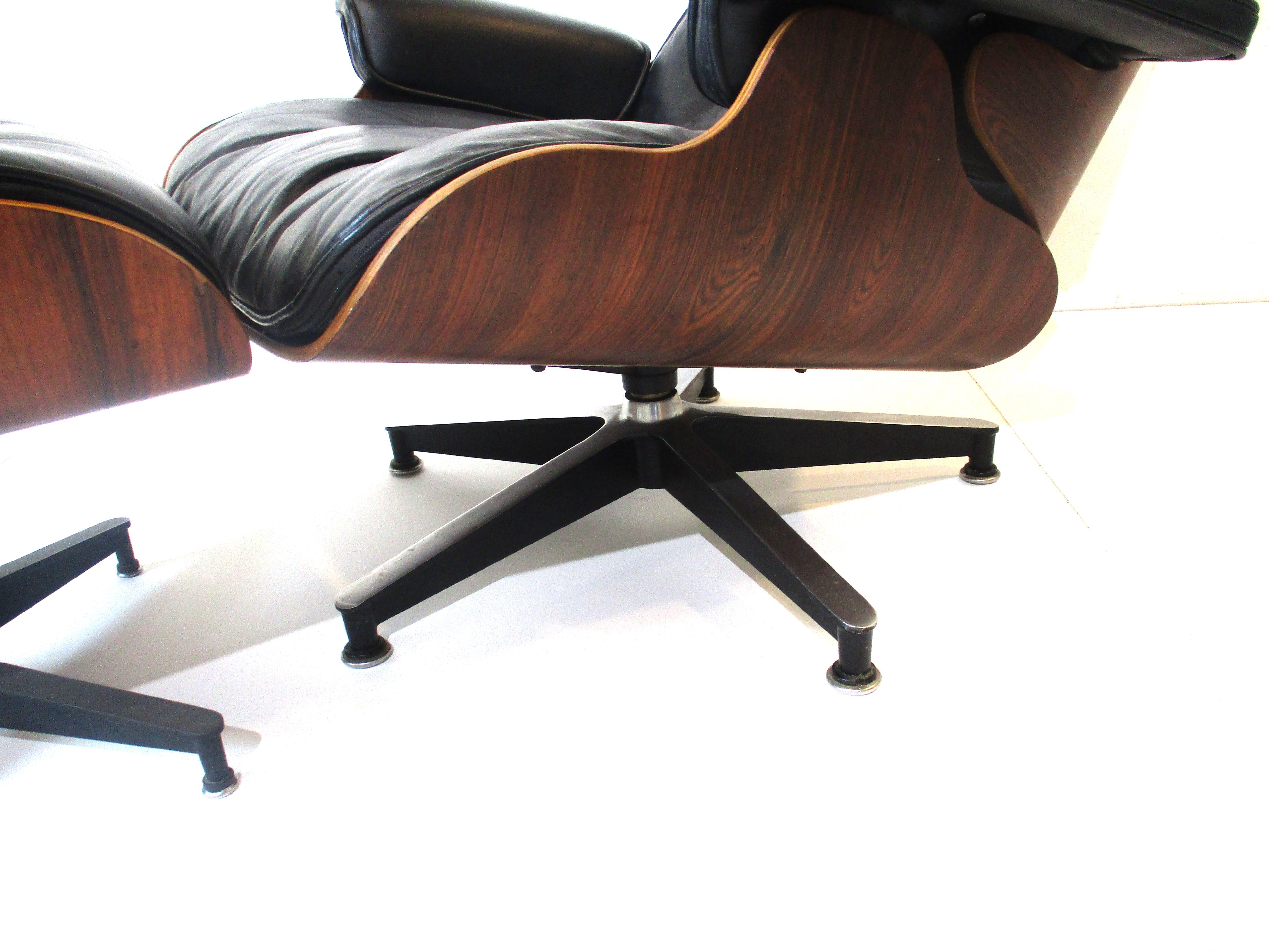 20th Century Eames 670 Rosewood Leather Lounge Chair with Ottoman 'B'