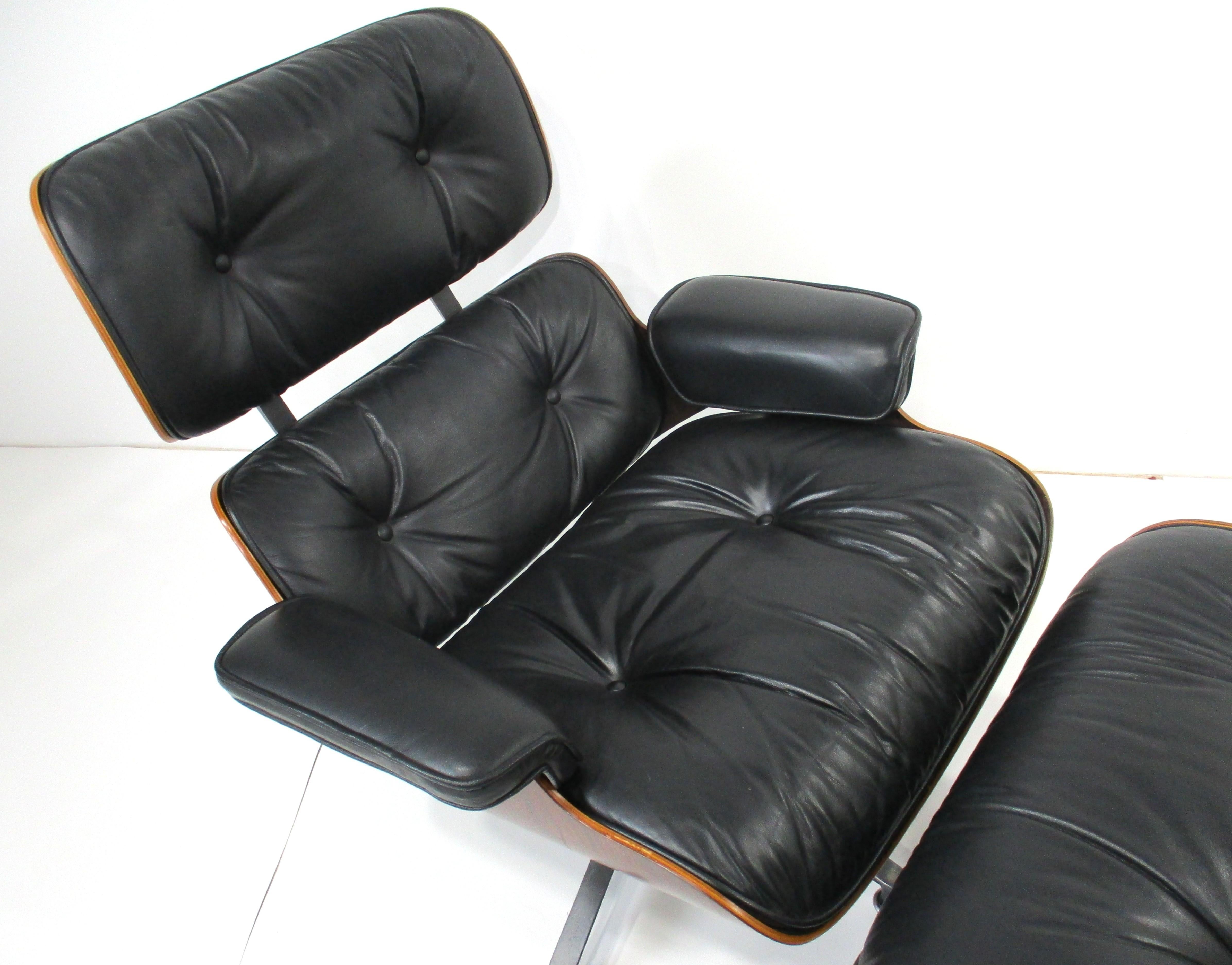Eames 670 Rosewood Leather Lounge Chair with Ottoman for Herman Miller (A) 5
