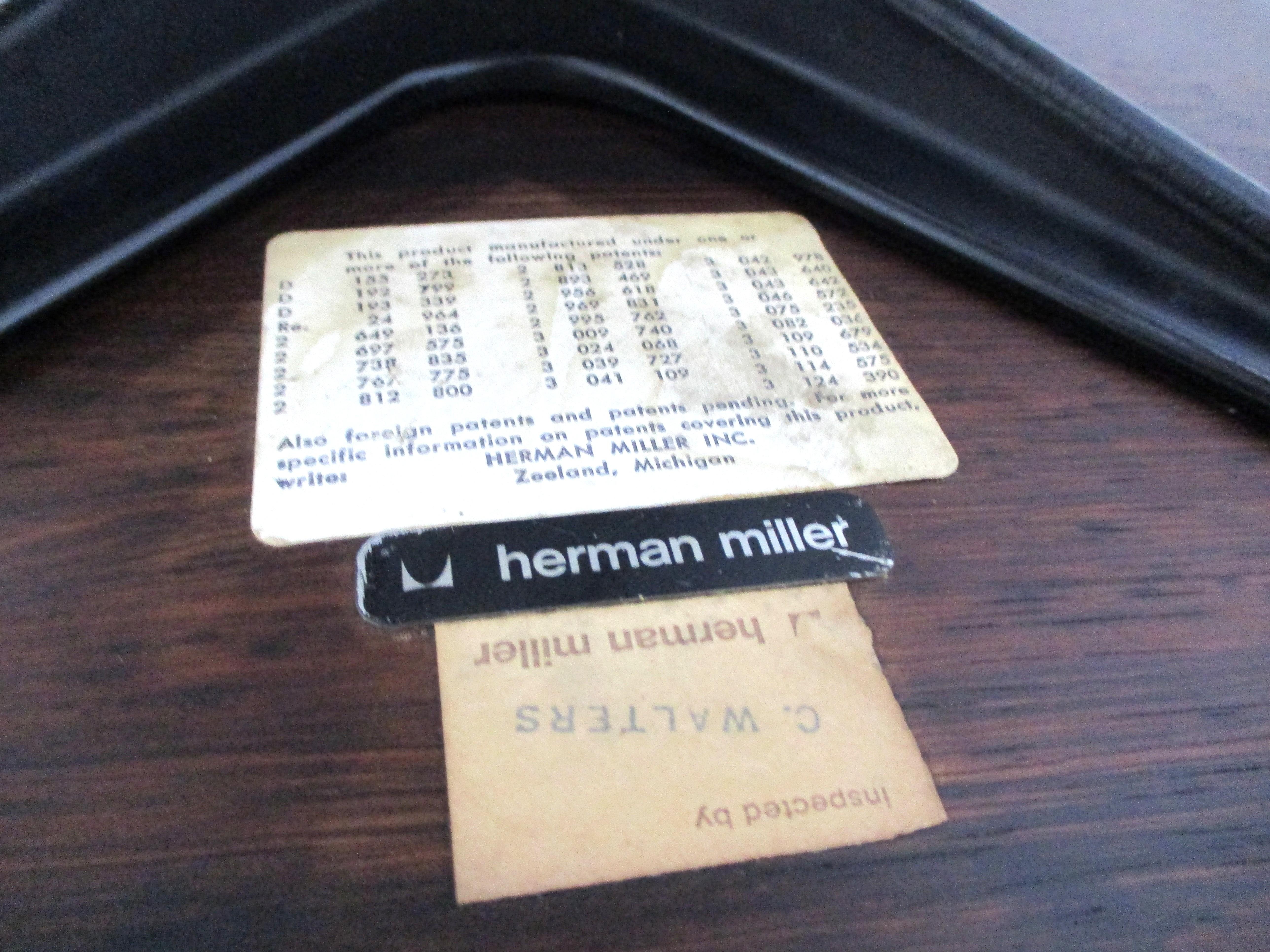 Eames 670 Palisander Leder Lounge Chair mit Ottomane für Herman Miller (DB) im Angebot 9