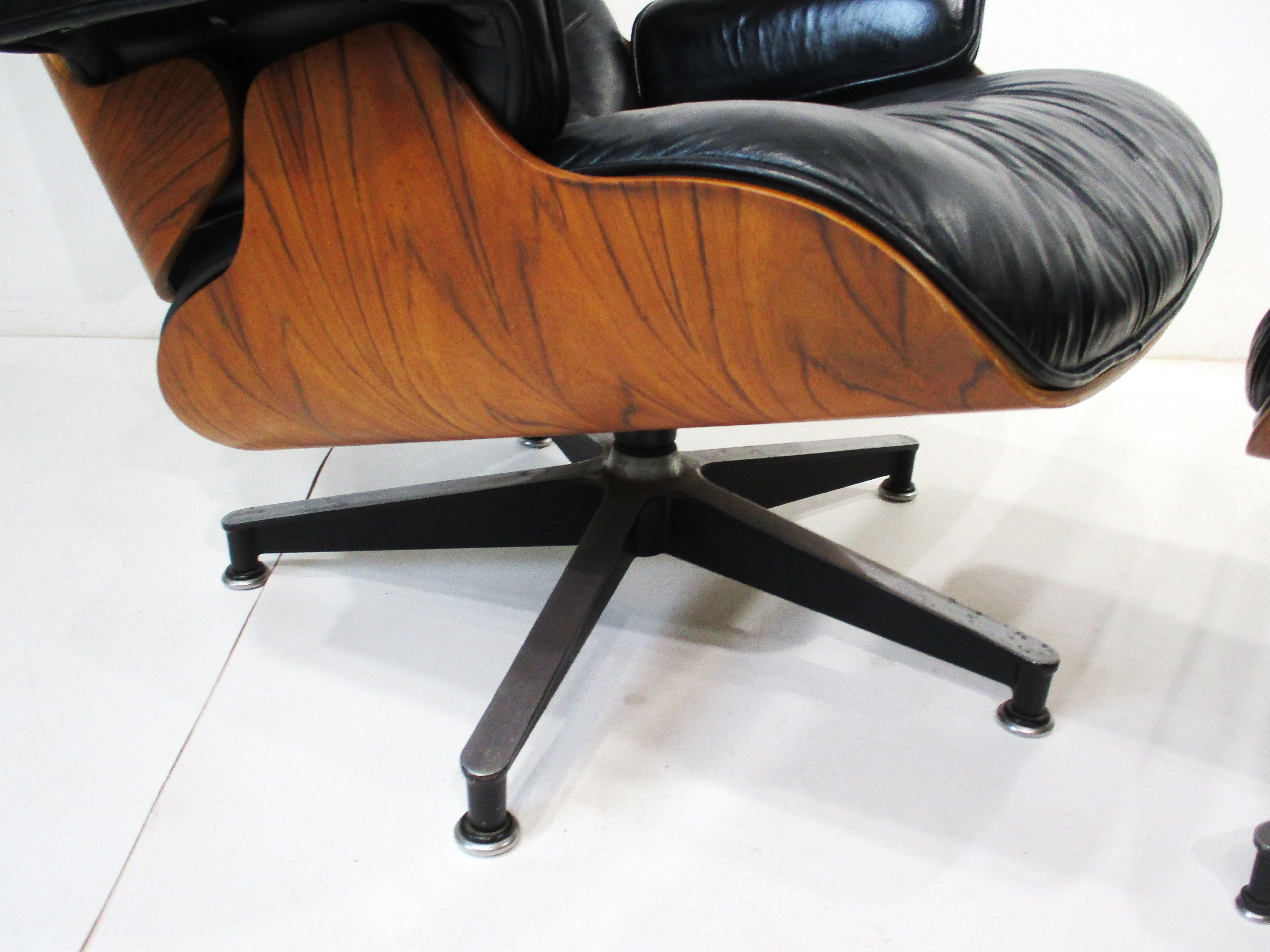Eames 670 Rosewood Leather Lounge Chair with Ottoman for Herman Miller For Sale 5