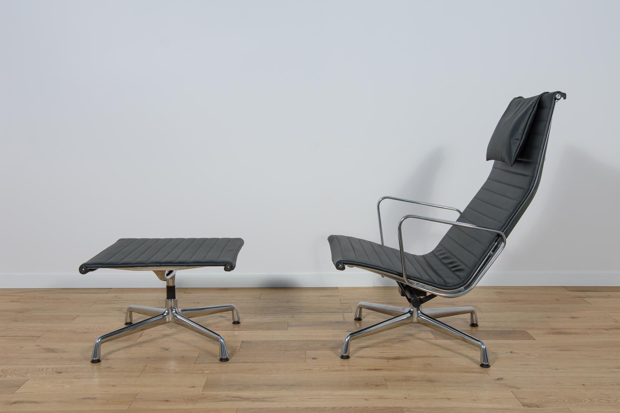 German Eames Alu Group EA124 & EA125 Lounge Chair & Ottoman by Charles & Ray Eames  For Sale