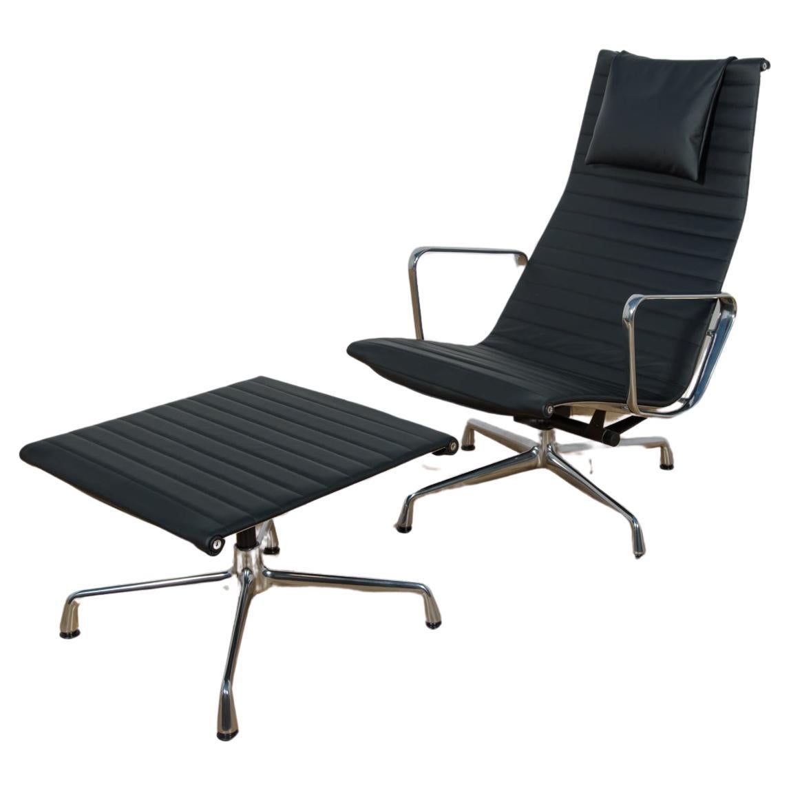 Eames Alu Group EA124 & EA125 Lounge Chair & Ottoman by Charles & Ray Eames  For Sale