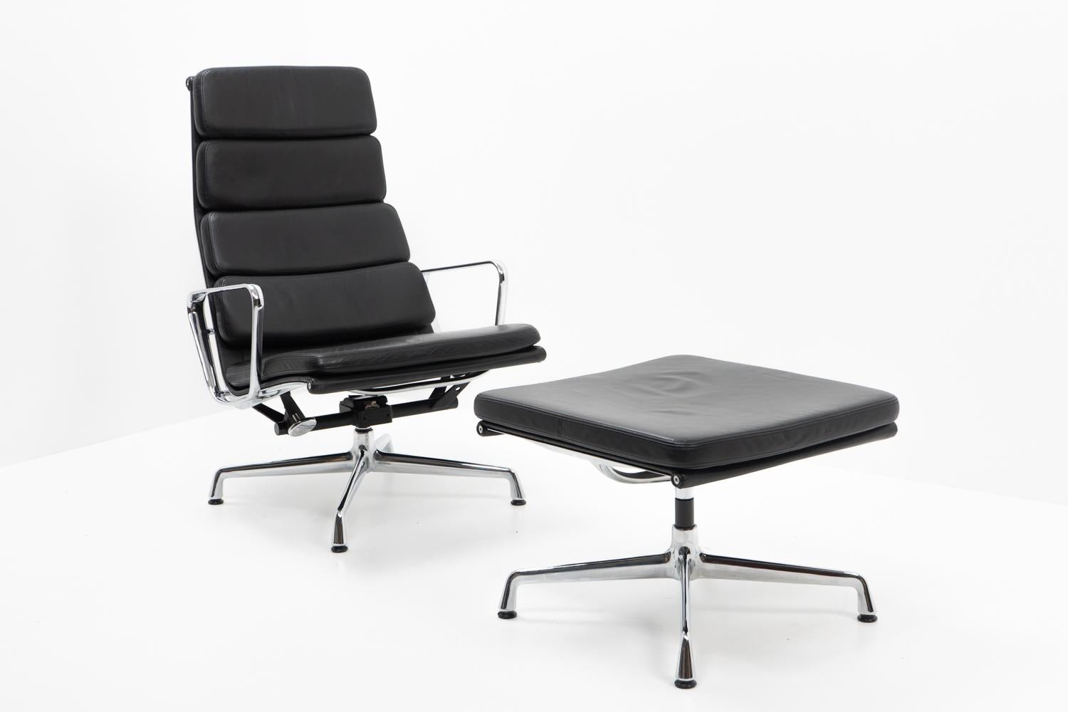 Le sedie dell'Aluminum Group di Charles e Ray Eames sono tra i design più iconici del XX secolo. Creata originariamente negli anni '50, la serie è ancora attuale e porta un tocco di eleganza moderna e senza tempo negli interni di tutto il
