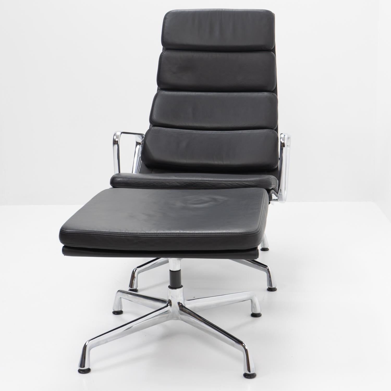 Tedesco Set da salotto Eames Alu Group Soft Pad - Vitra, anni 2000 in vendita