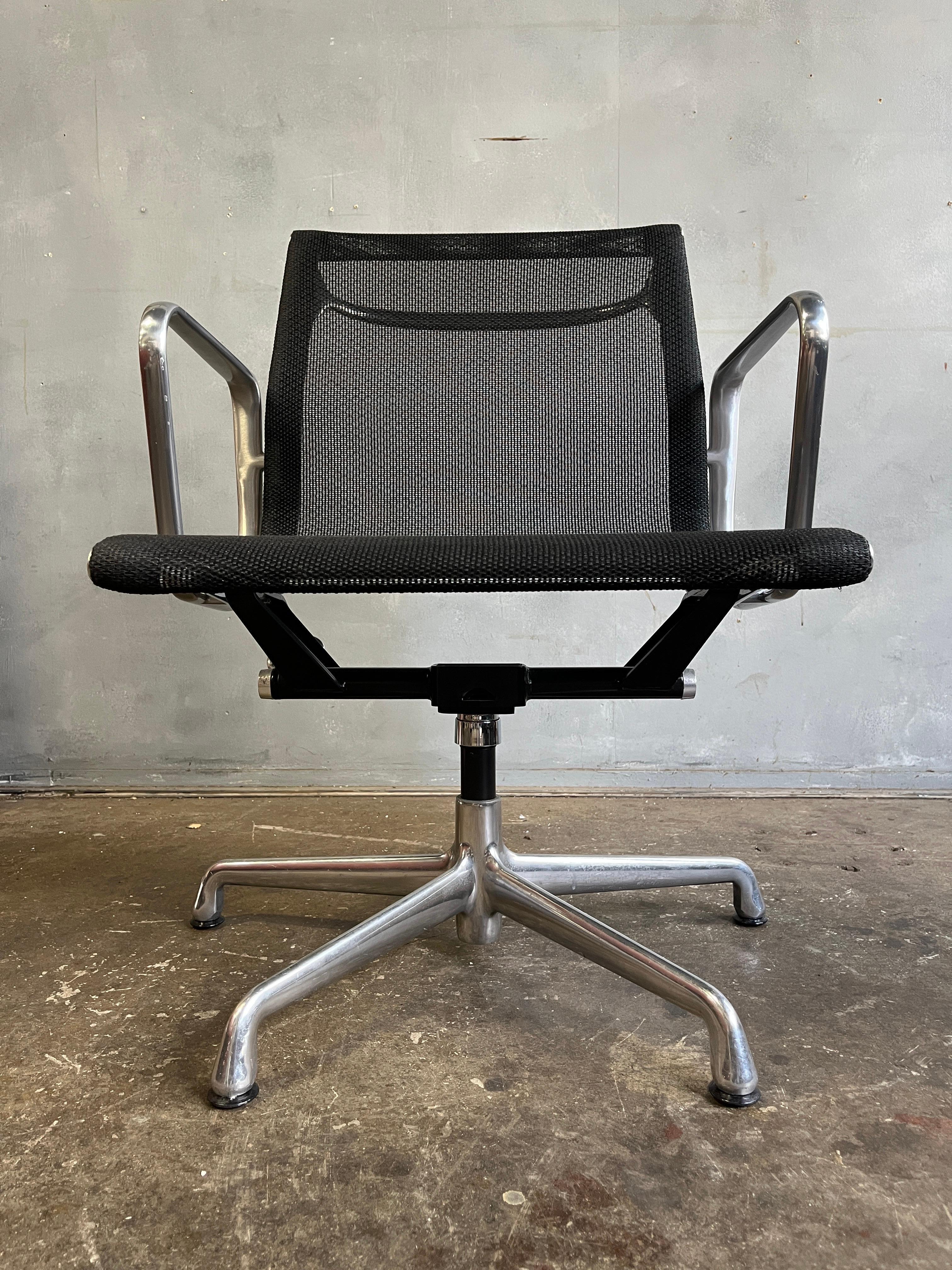 American Eames Aluminium Group Chairs for Herman Miller 3 Available For Sale
