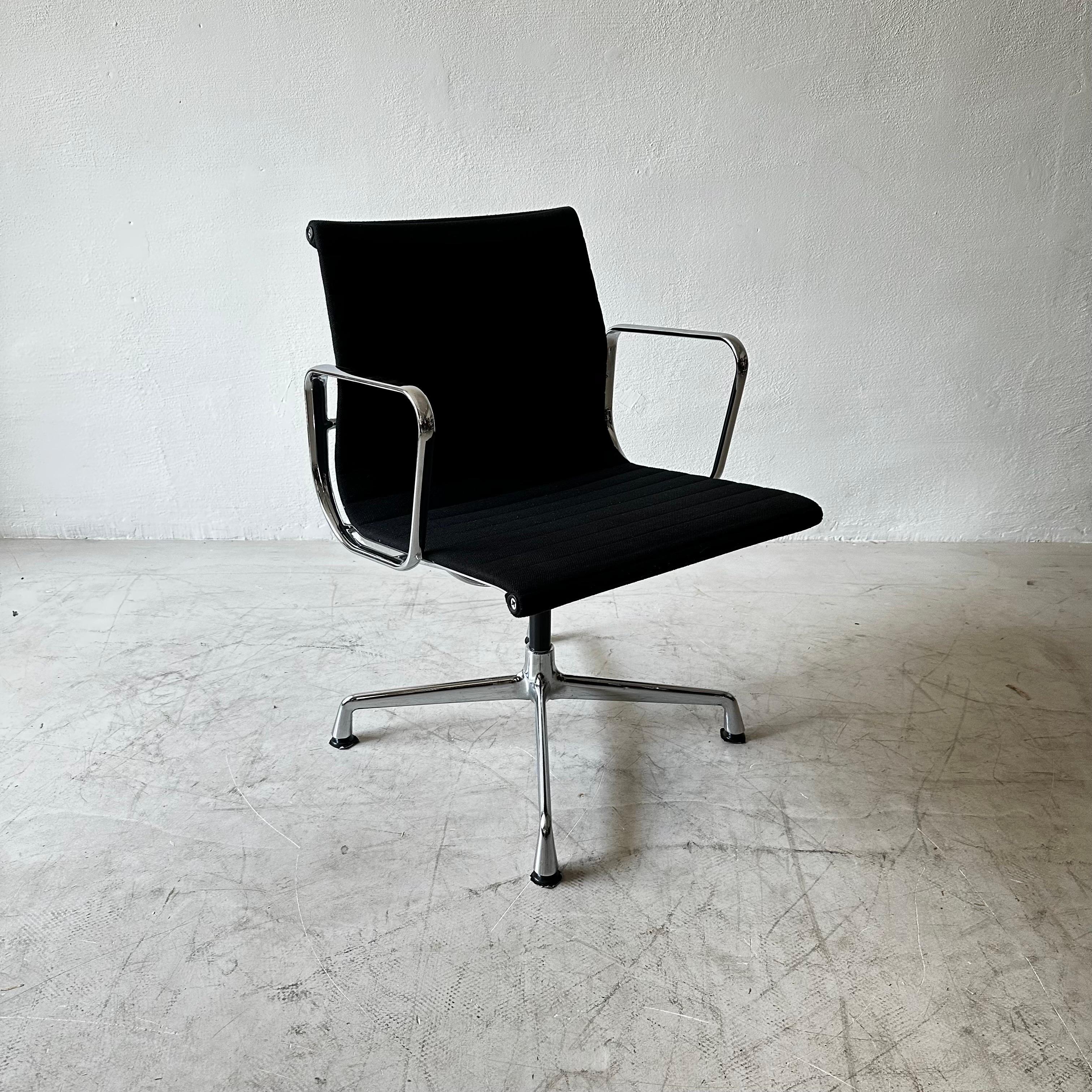Aluminum Eames Aluminium Group EA108 Chairs by Vitra For Sale