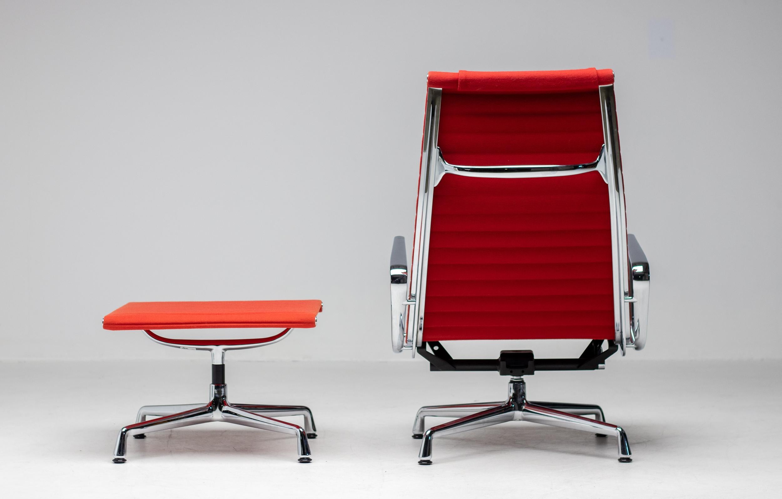Eames Aluminium Group Lounge Chair and Ottoman for Vitra 1