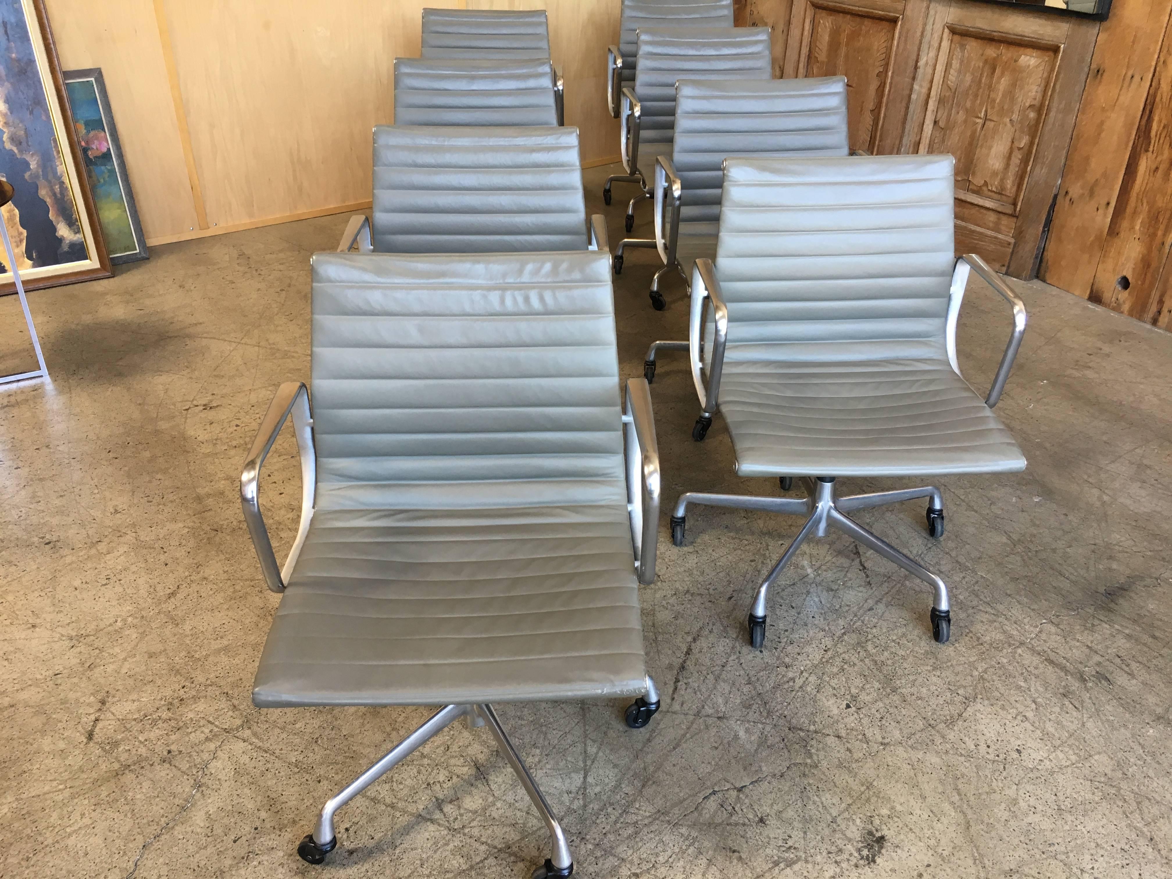 Eames Aluminium Group Management Chairs for Herman Miller 5