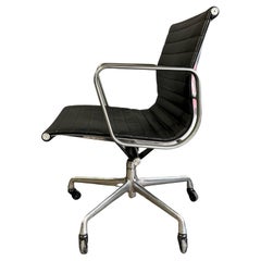 Eames Aluminium Group Management Chairs for Herman Miller