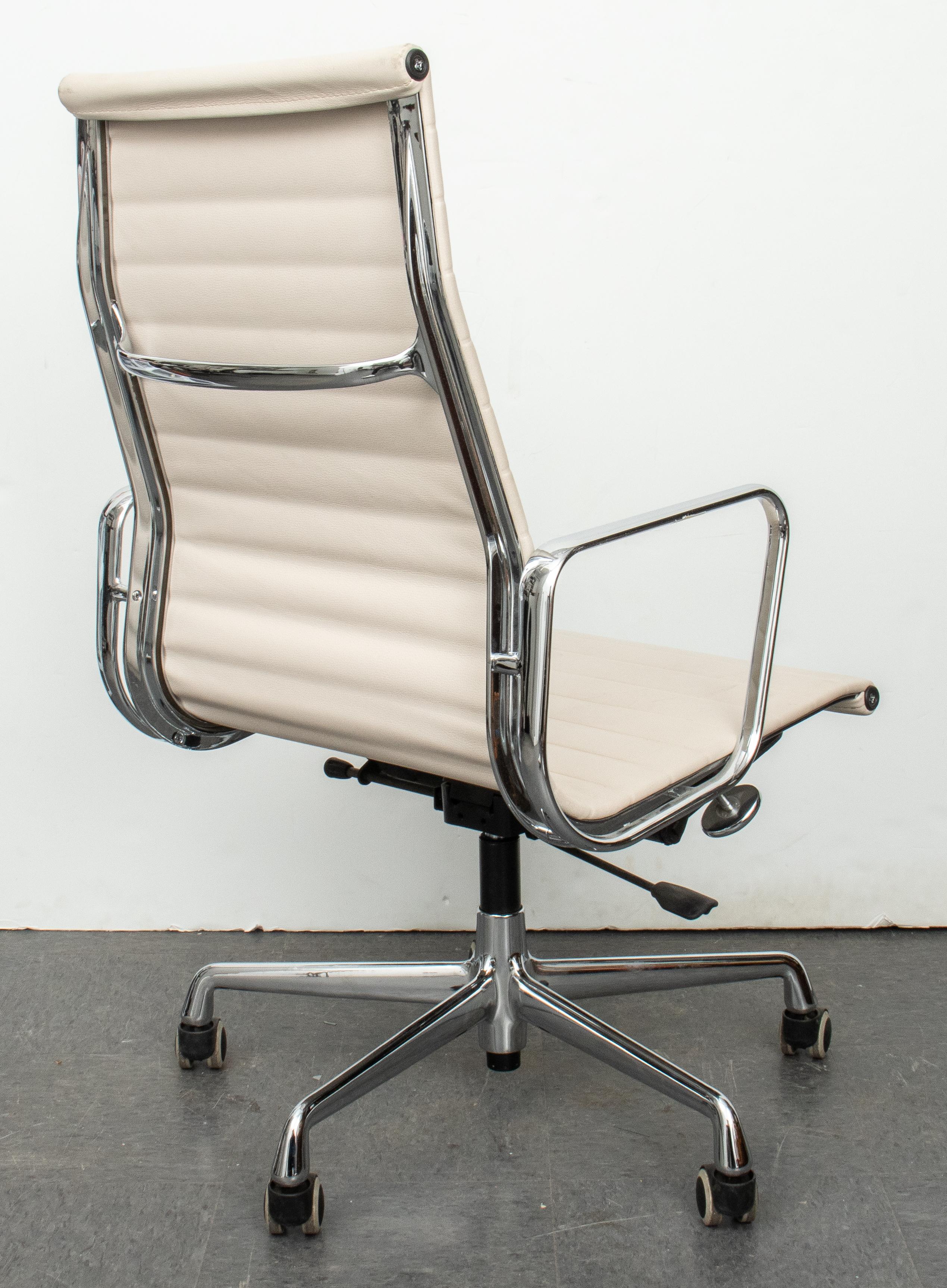 Upholstery Eames Aluminum Group Chair 