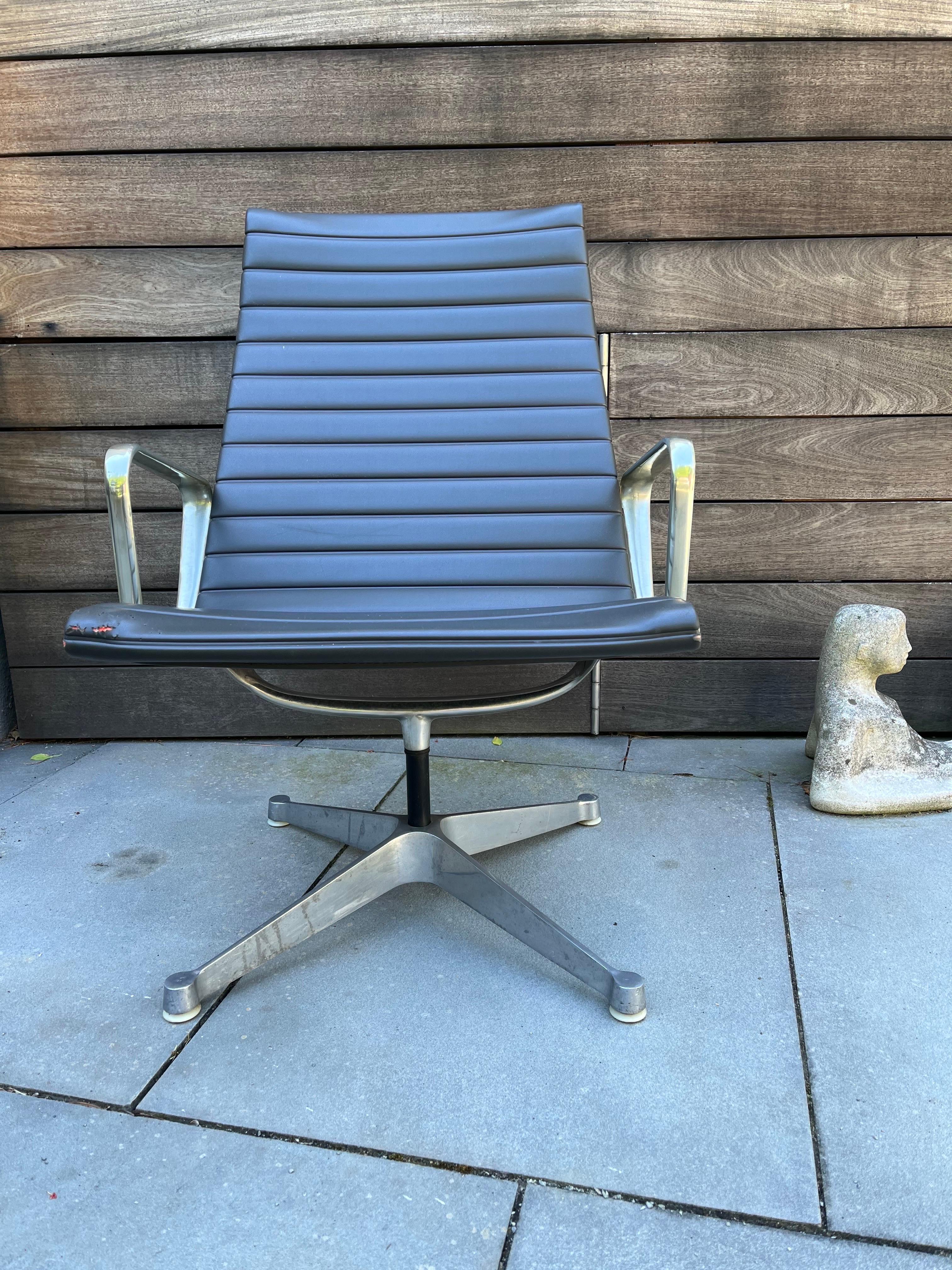 American Eames Aluminum Group Chair with Vinyl Seat