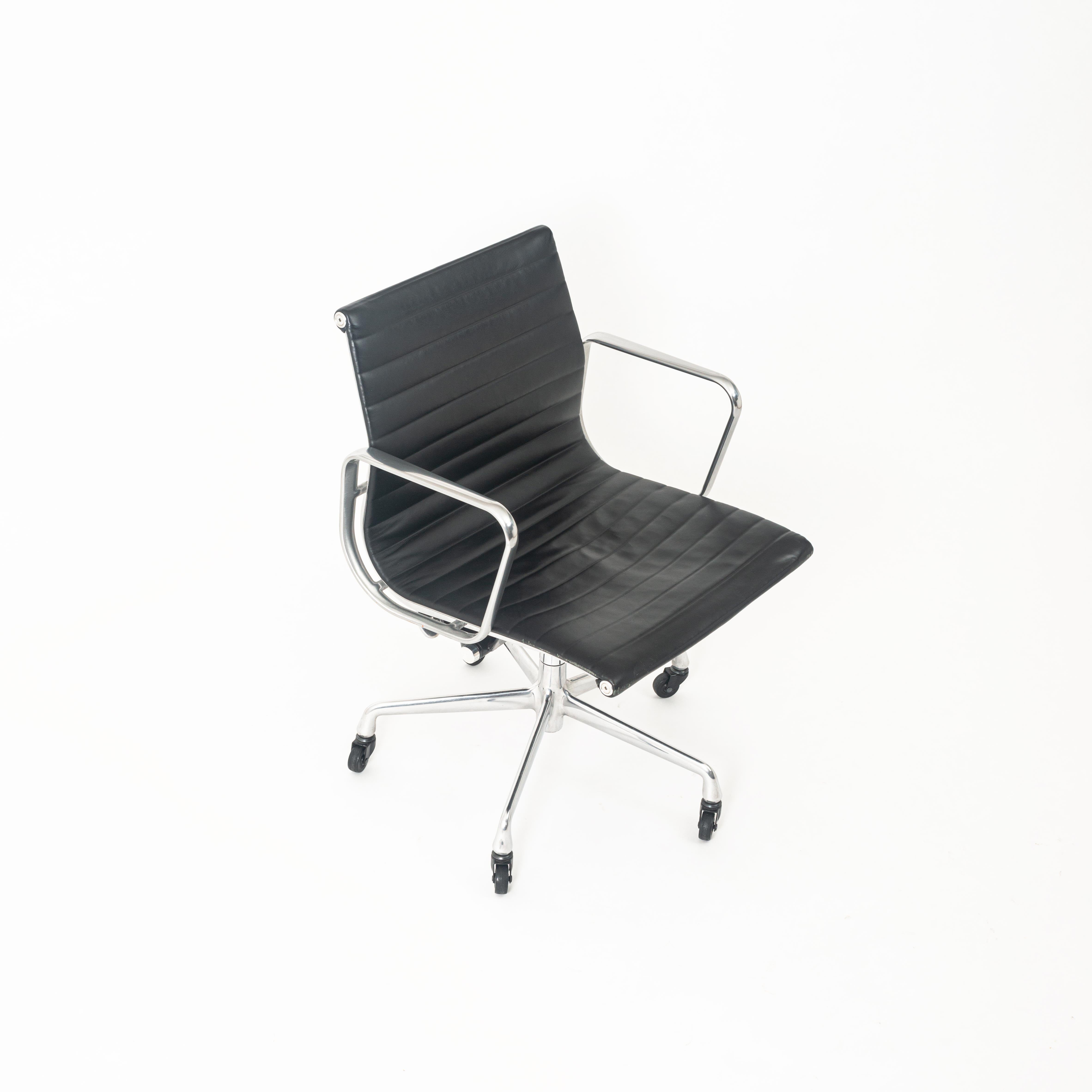 Mid-Century Modern Eames Aluminum Group Leather Desk Chair