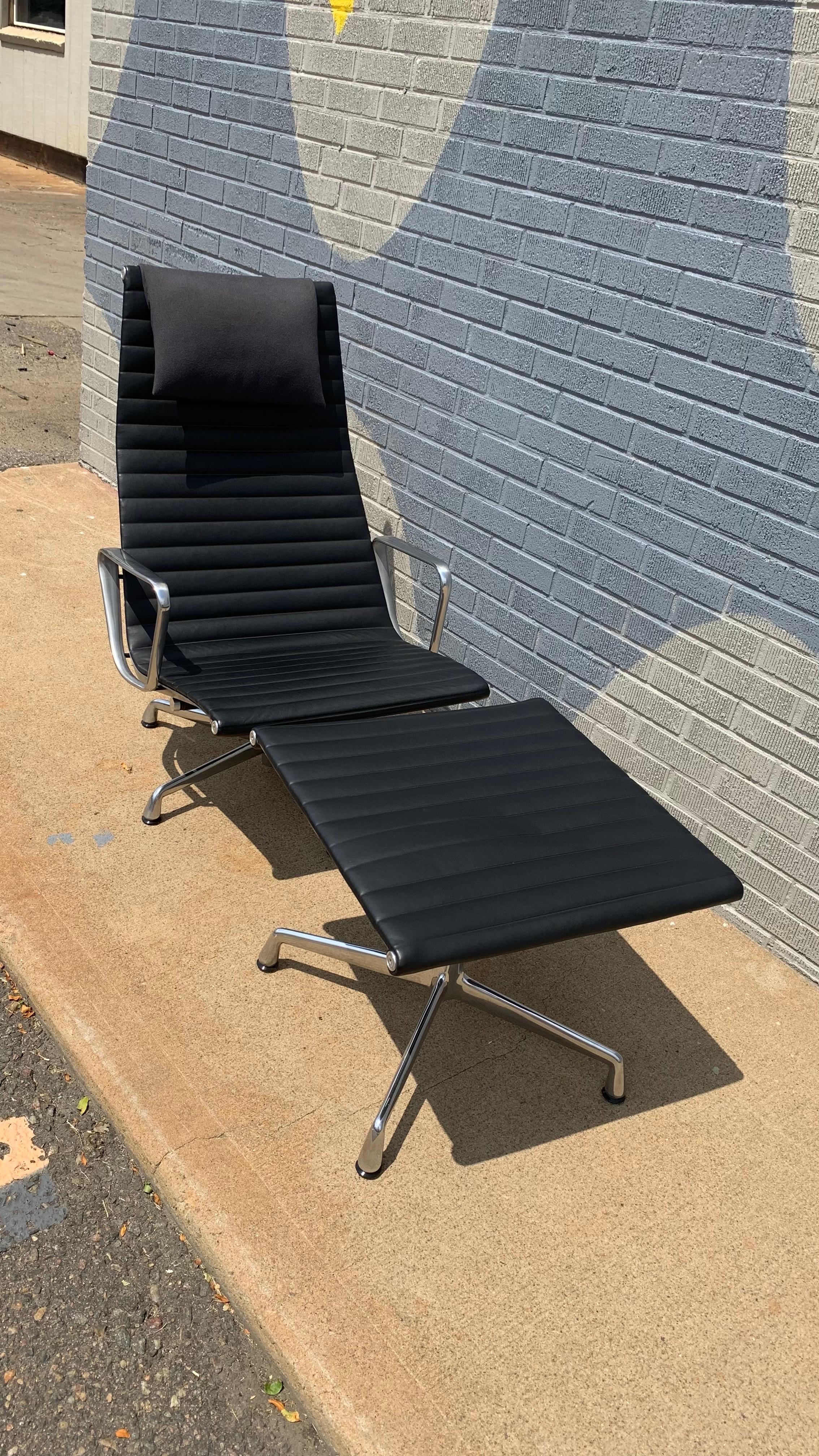 American Eames Aluminum Group Lounge Chair and Ottoman For Sale