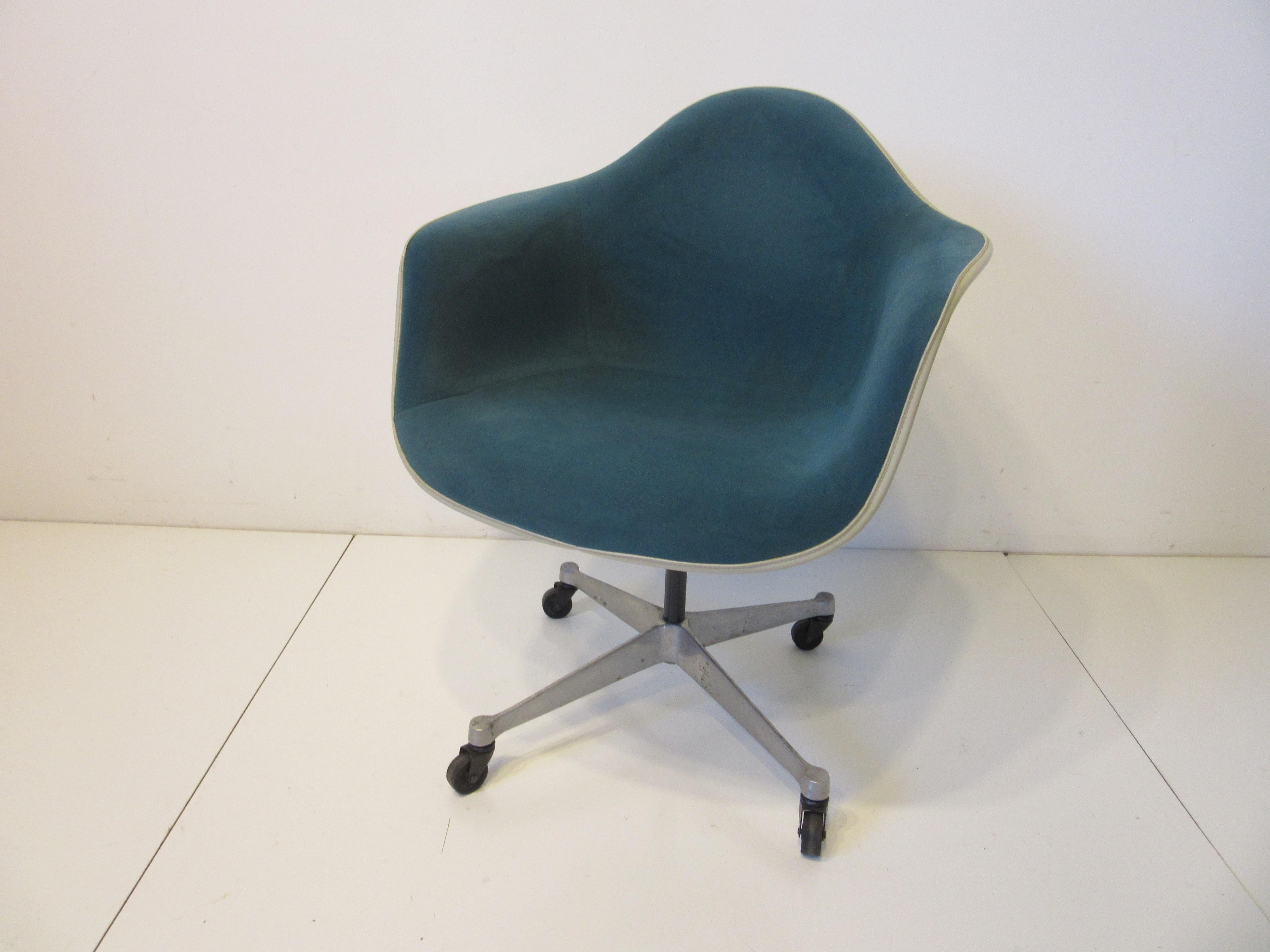 Eames Arm Shell Desk Chair by Herman Miller  3