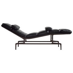 Eames Chaise Lounge "Billy Wilder" von Herman Miller