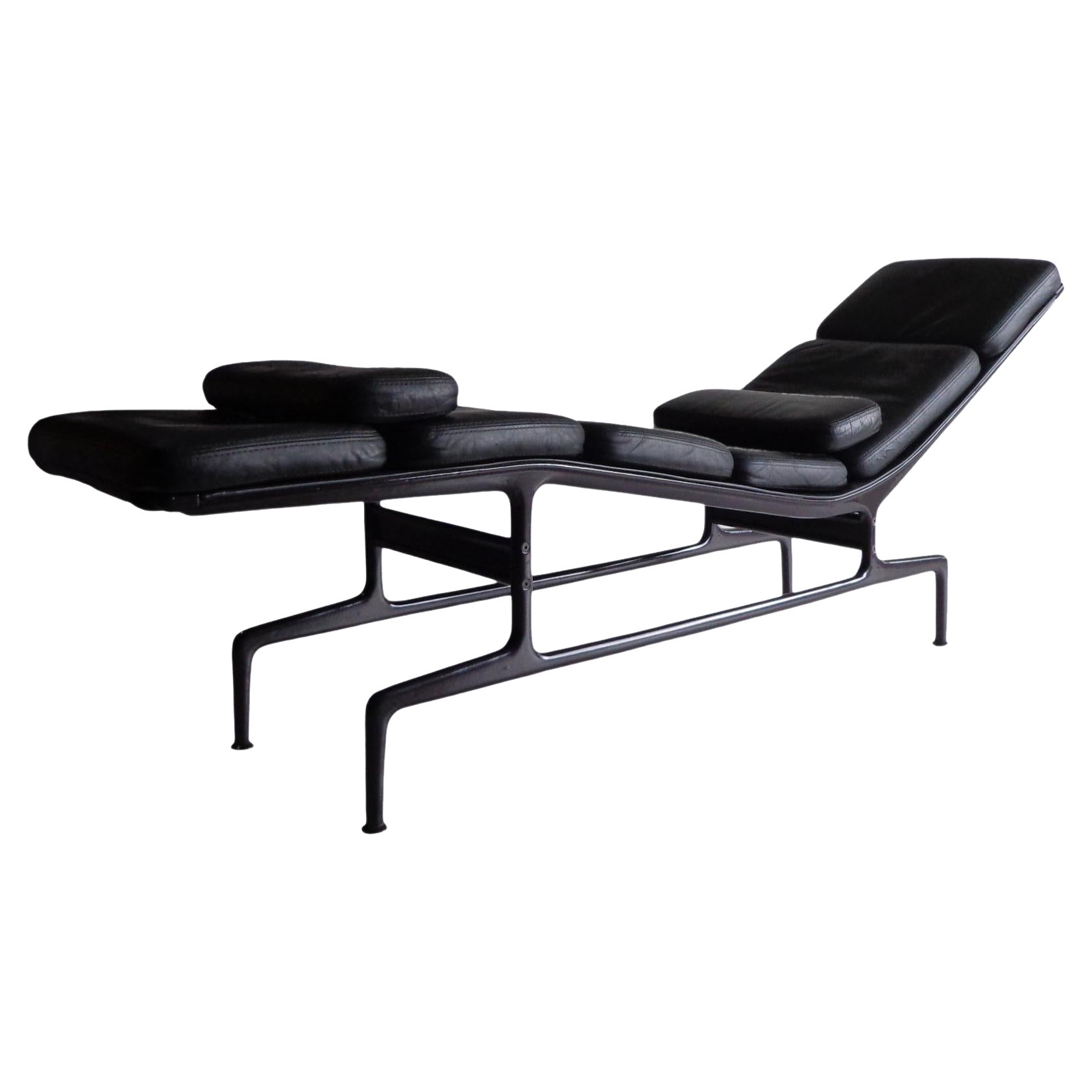 Eames "Billy Wilder" ES106 Chaise Longue für Herman Miller