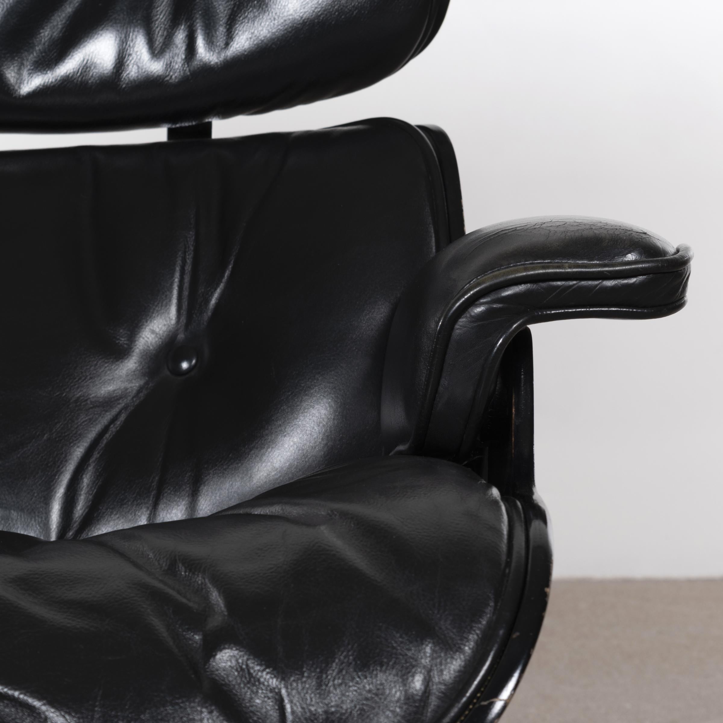 Eames Black Lounge Chair for Herman Miller International 'Vitra' 3