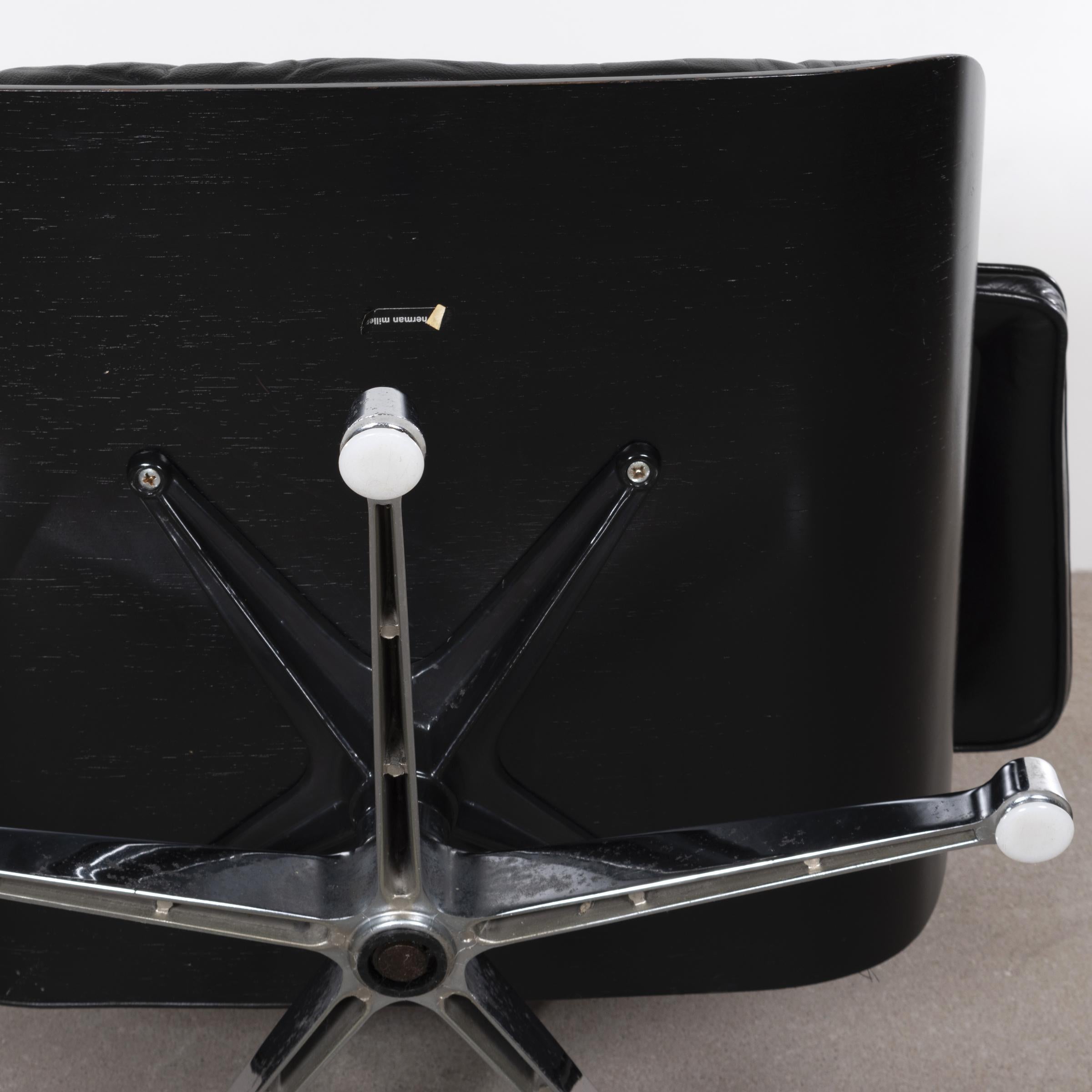 Eames Black Lounge Chair for Herman Miller International 'Vitra' 9