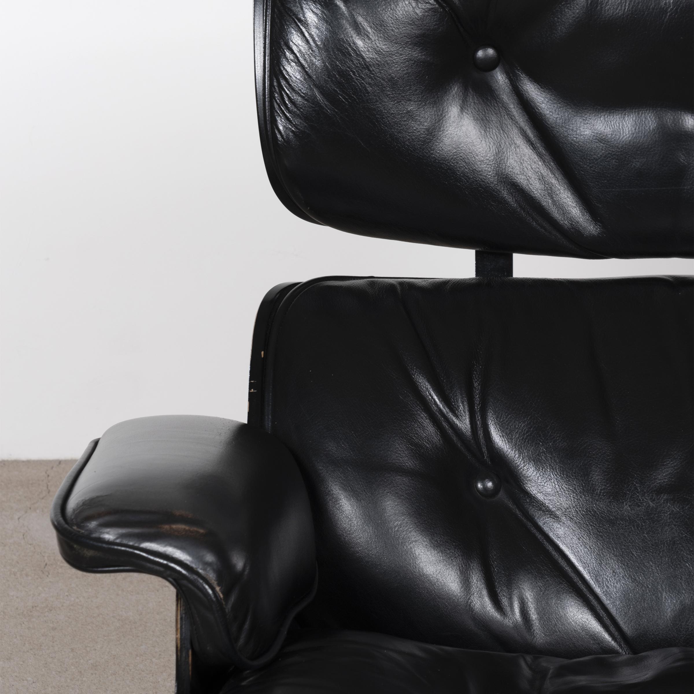Eames Black Lounge Chair for Herman Miller International 'Vitra' 2