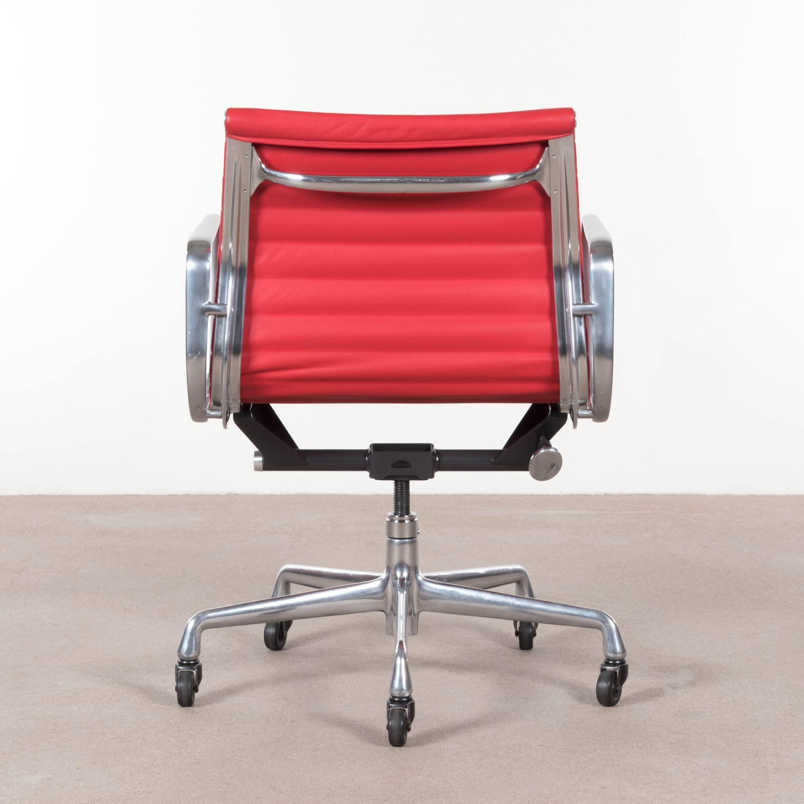 herman miller red chair