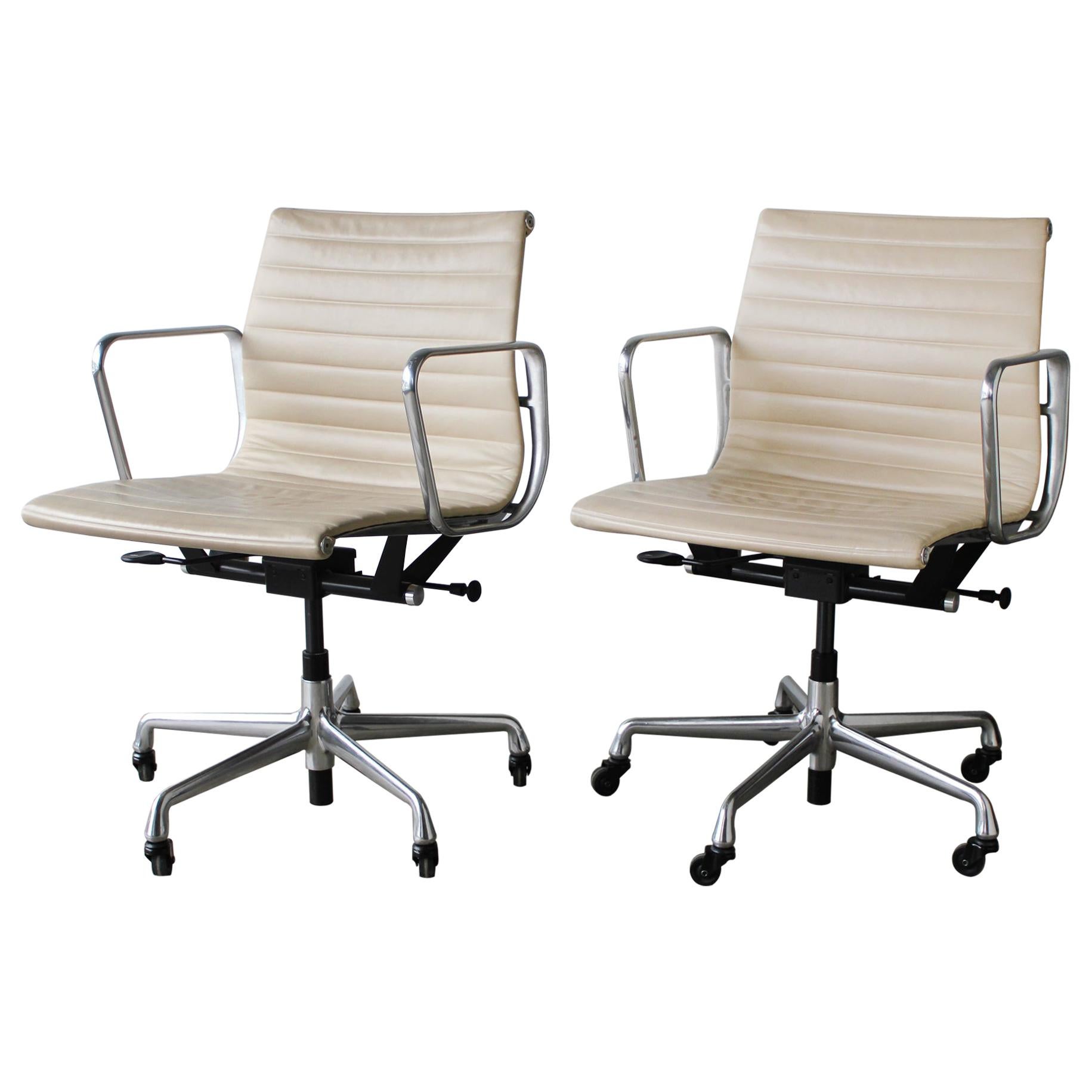 Eames Chairs for Herman Miller Aluminum Group Management Series, 10 Available