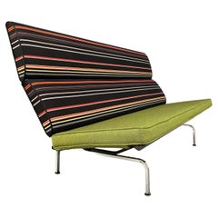 Canapé compact Eames pour Herman Miller:: design classique moderniste mi-siècle