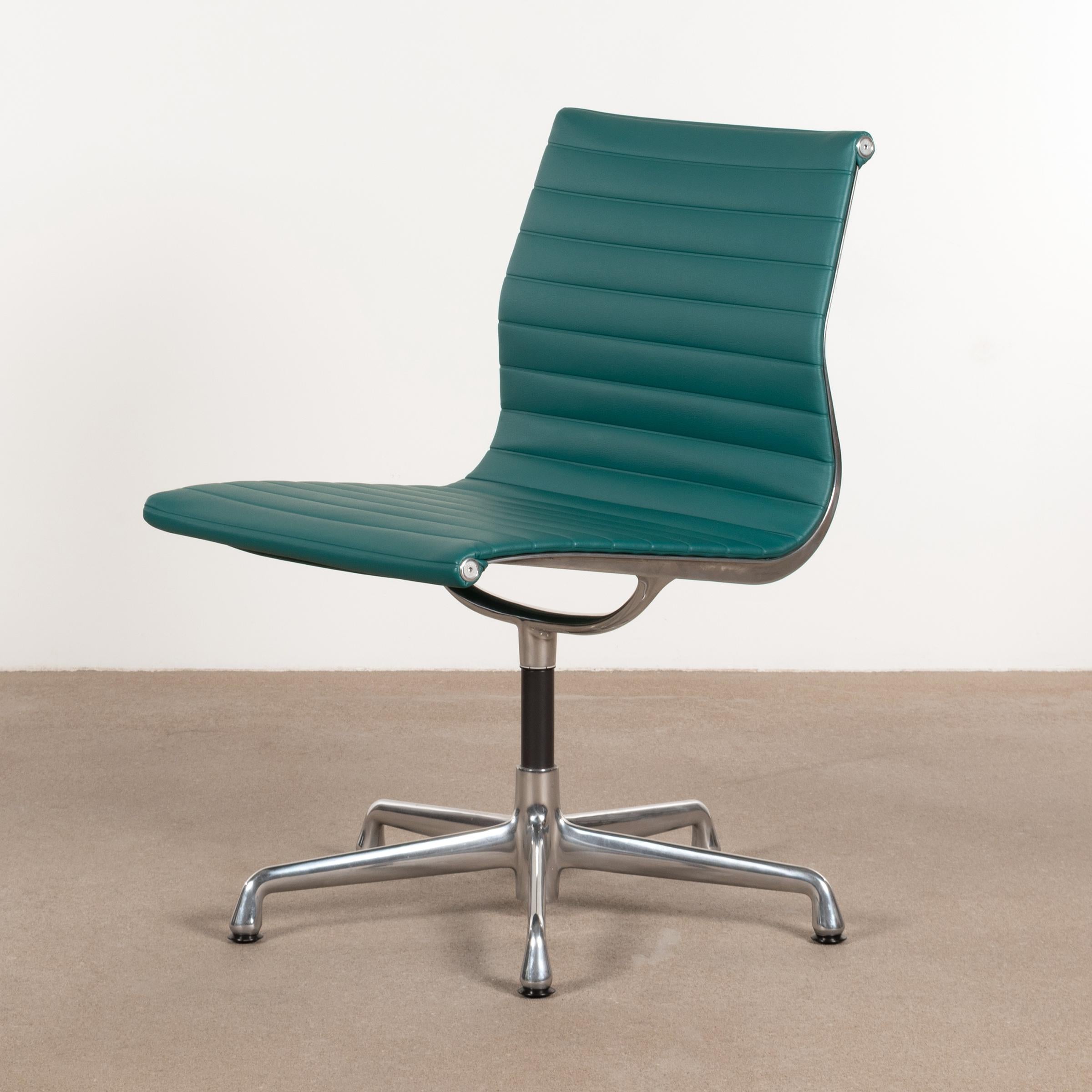 American Eames Conference Chair in Turquoise Vinyl for Herman Miller, USA